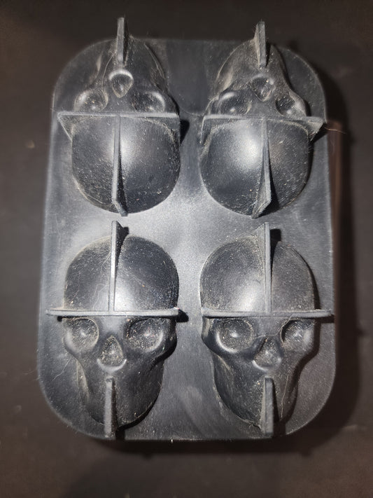 Skull Ice Mold, Flexible Silicone Tray, Makes 1.5 Inch Ice Cubes for Parties or crafts