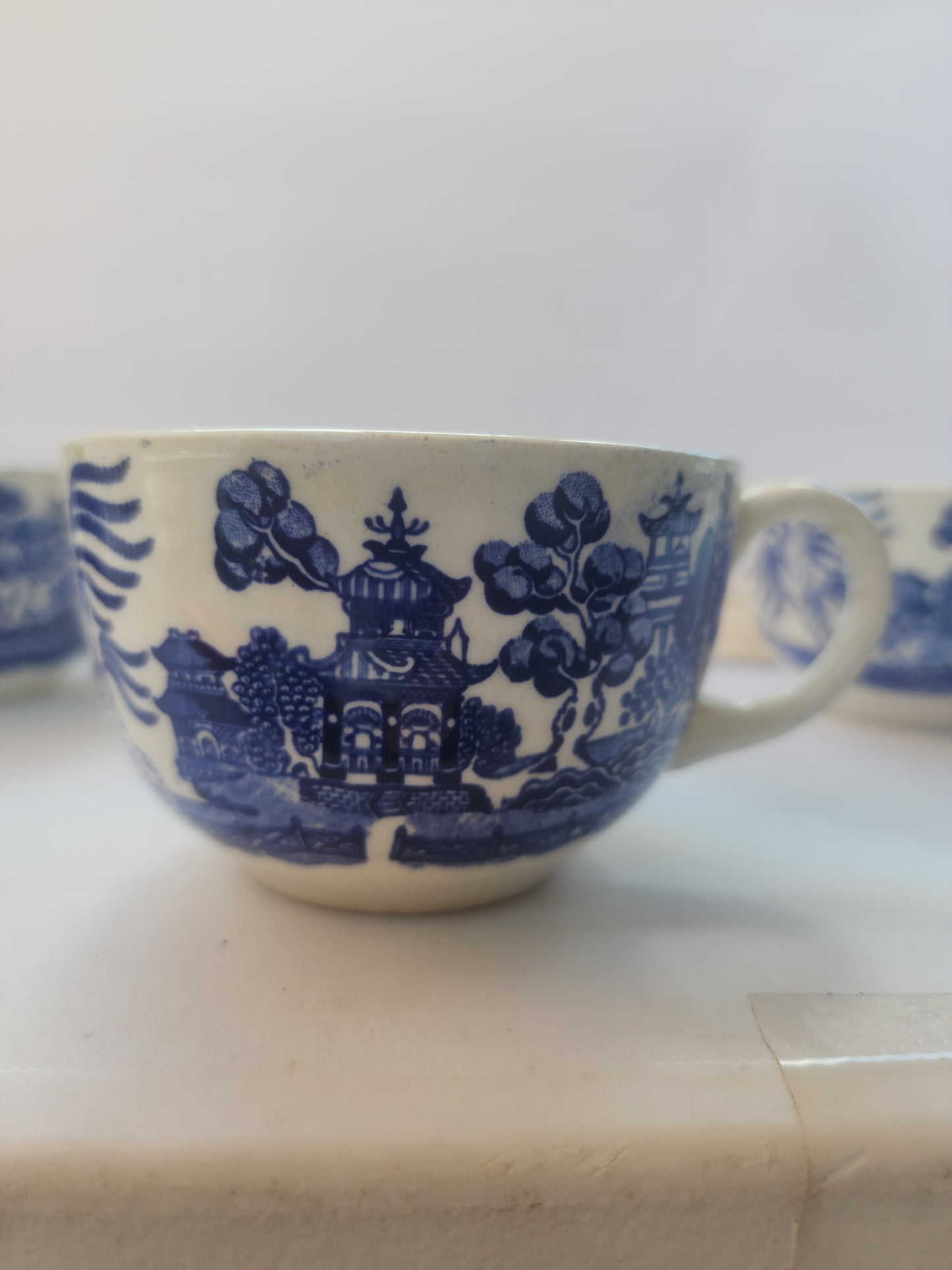 Vintage Blue Willow Teacup & Saucer Set of 8 Blue Transferware Japan