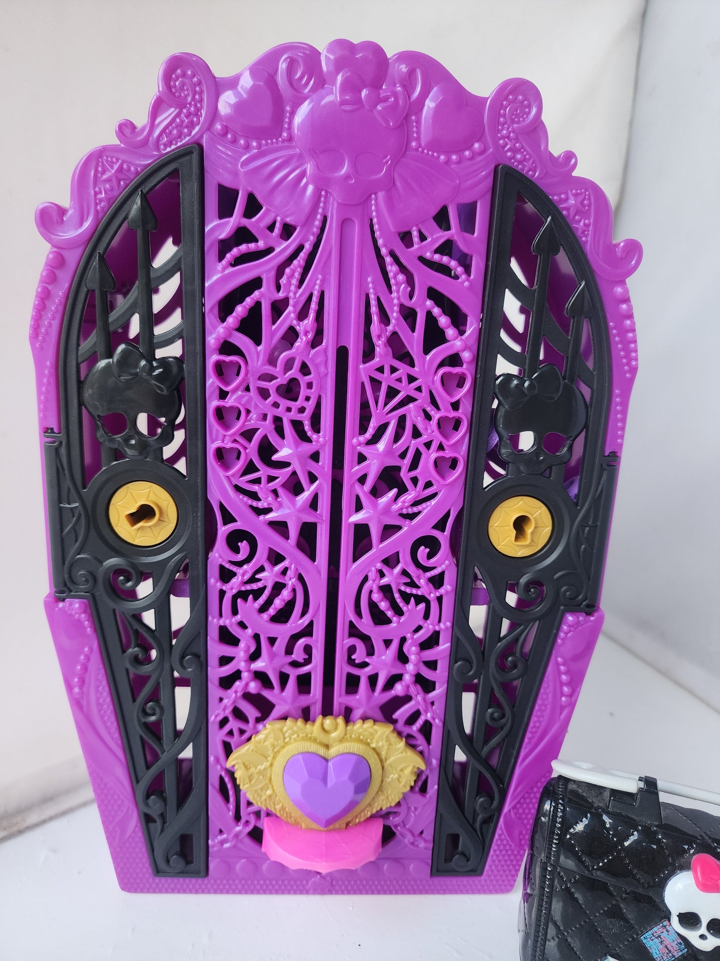 Monster High Music Festival Venus McFlytrap Doll with Coffin Locker & Purse