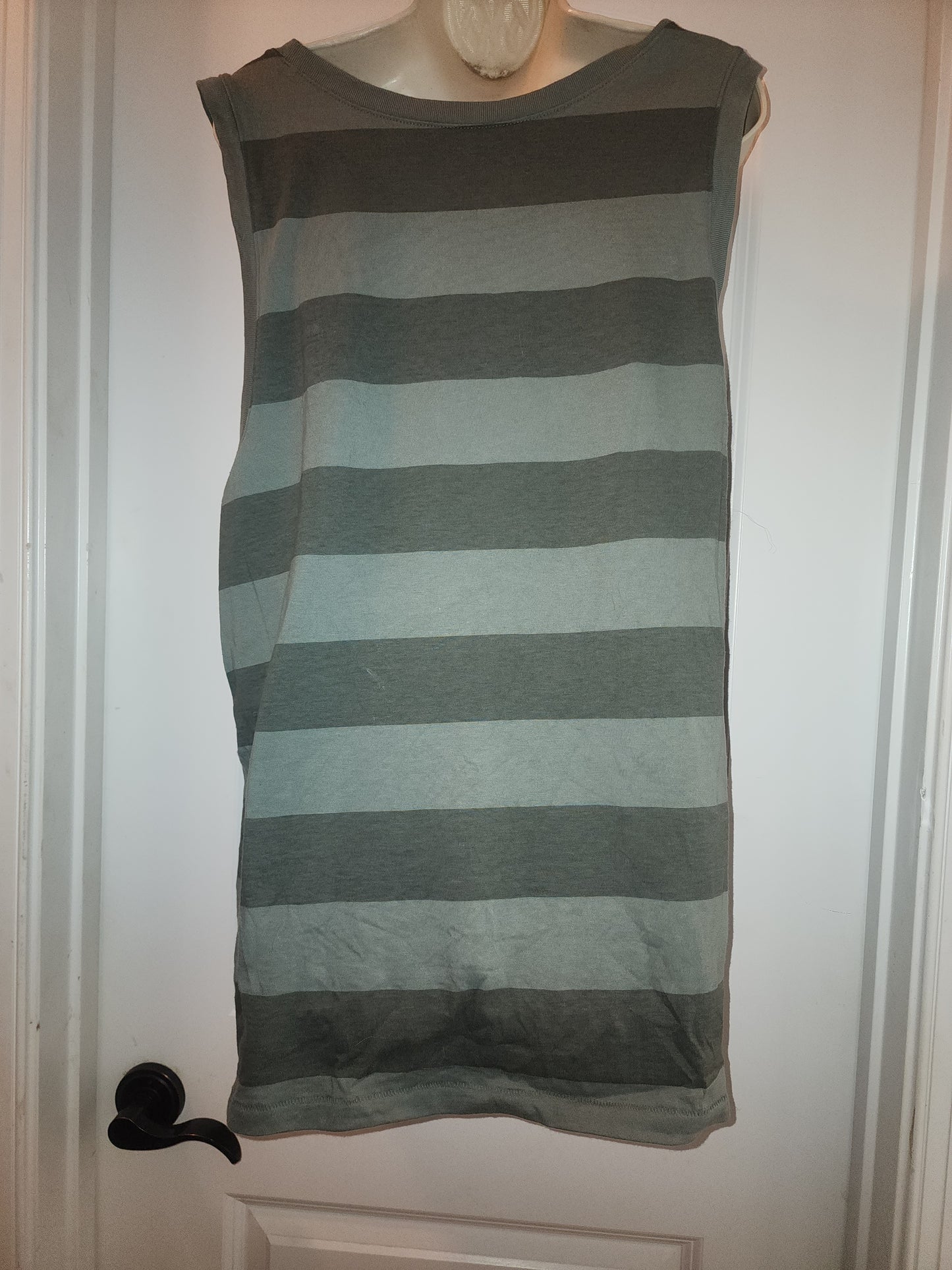 Free Assembly Tank Top Women’s Green Stripes XL