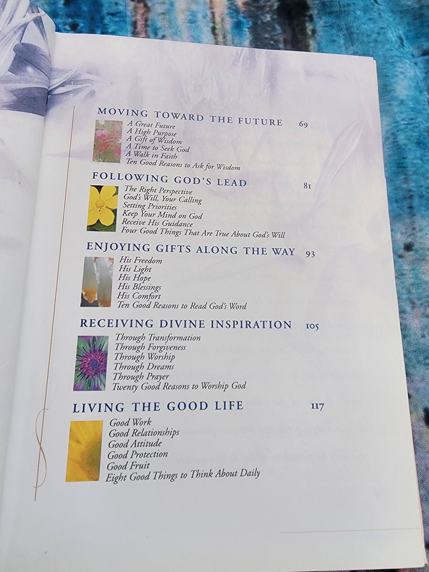 The Power of Praying: Help for a Woman's Journey Through Life Hardcover Omartian