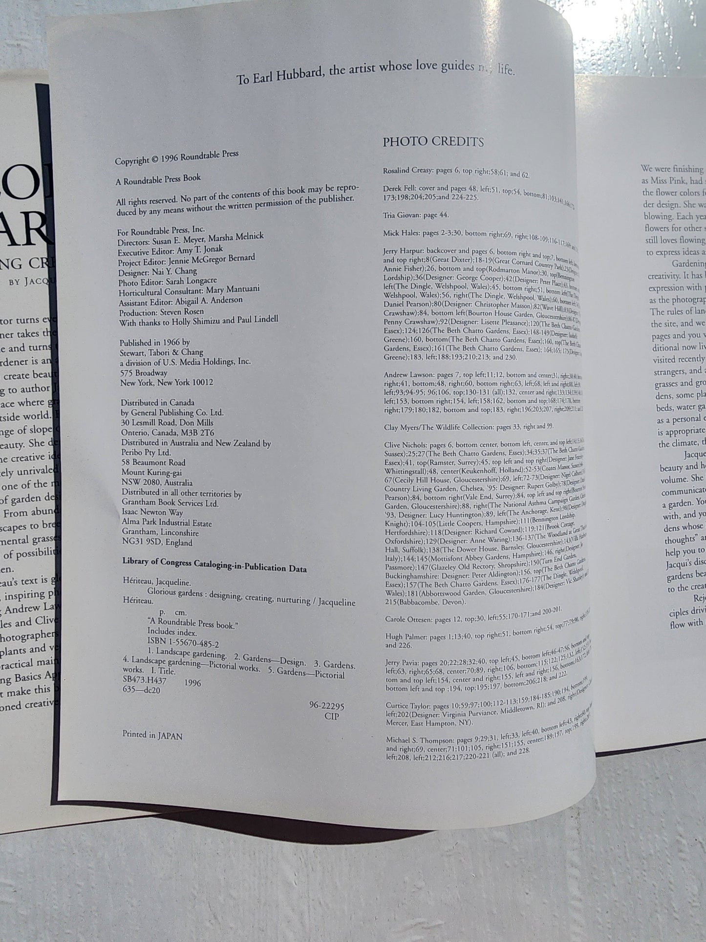Glorious Gardens: Designing, Creating, Nurturing HB
Book by Jacqueline Hériteau