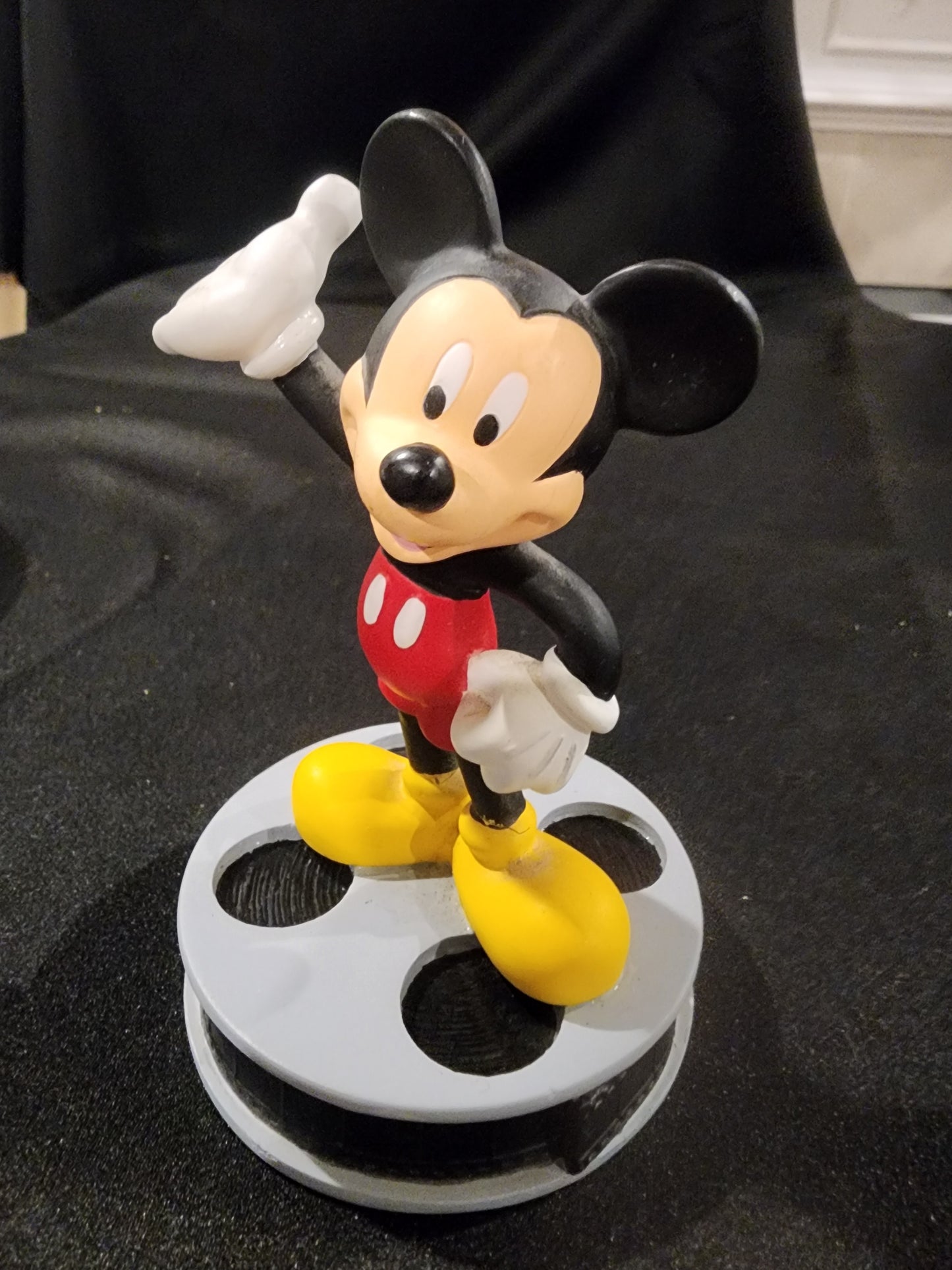 Disney Mickey Mouse on Movie Film Reel Statue Figurine 1999 Applause