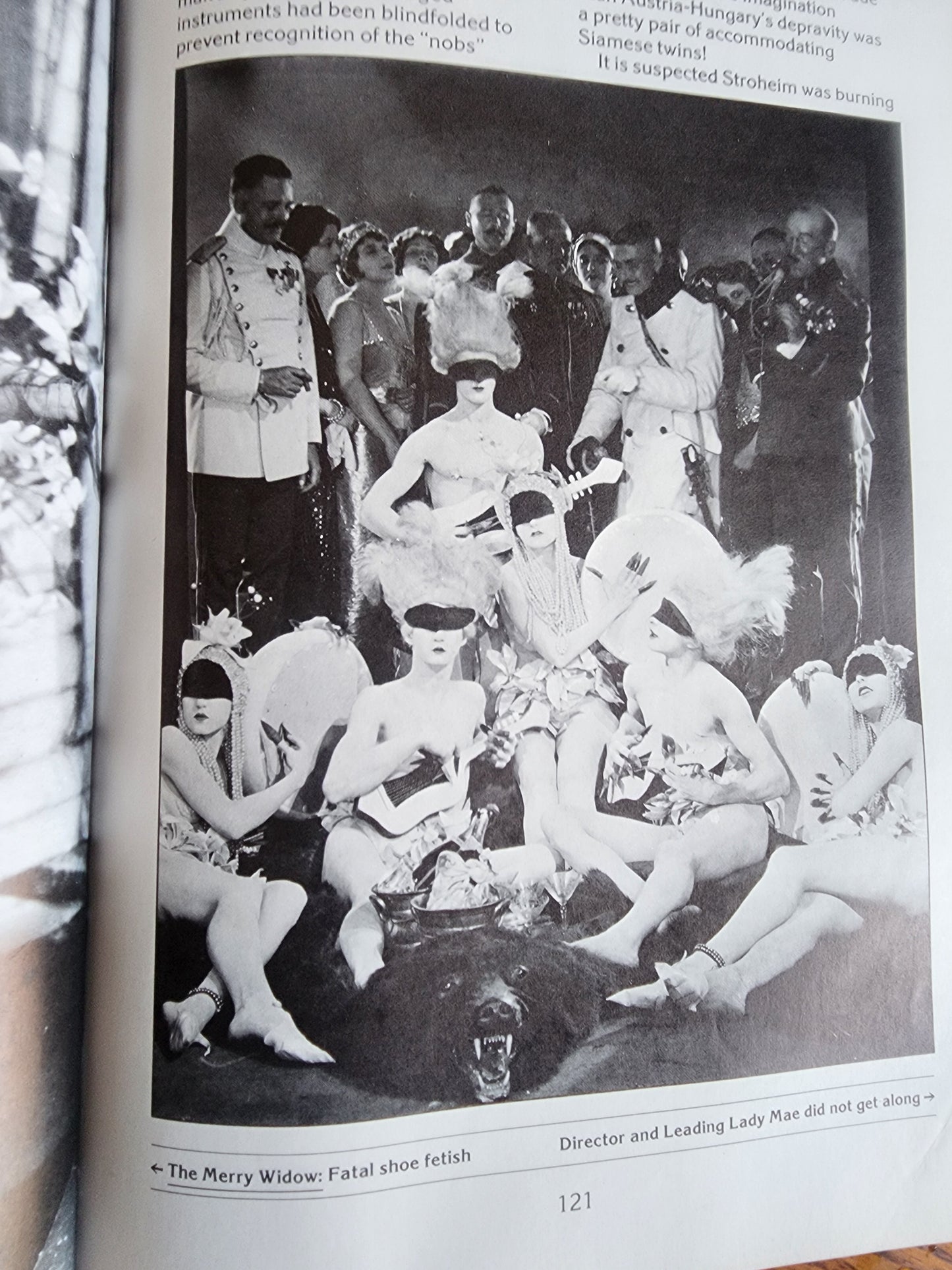 Hollywood Babylon The Legendary Underground Classic Hollywood's Darkest secrets