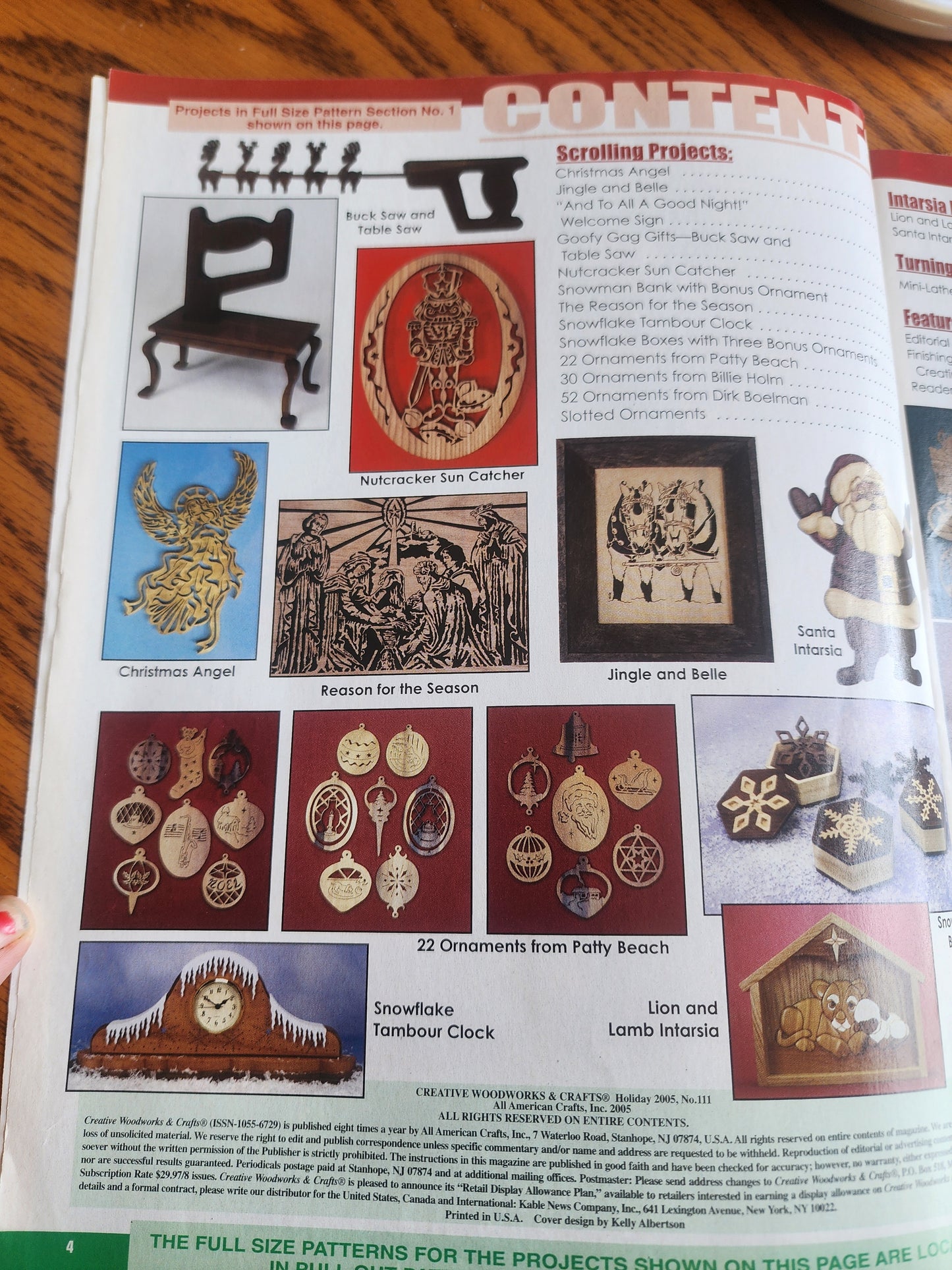Holiday 2005 Issue of Creative Woodworks & Crafts book Issue #122  Christmas