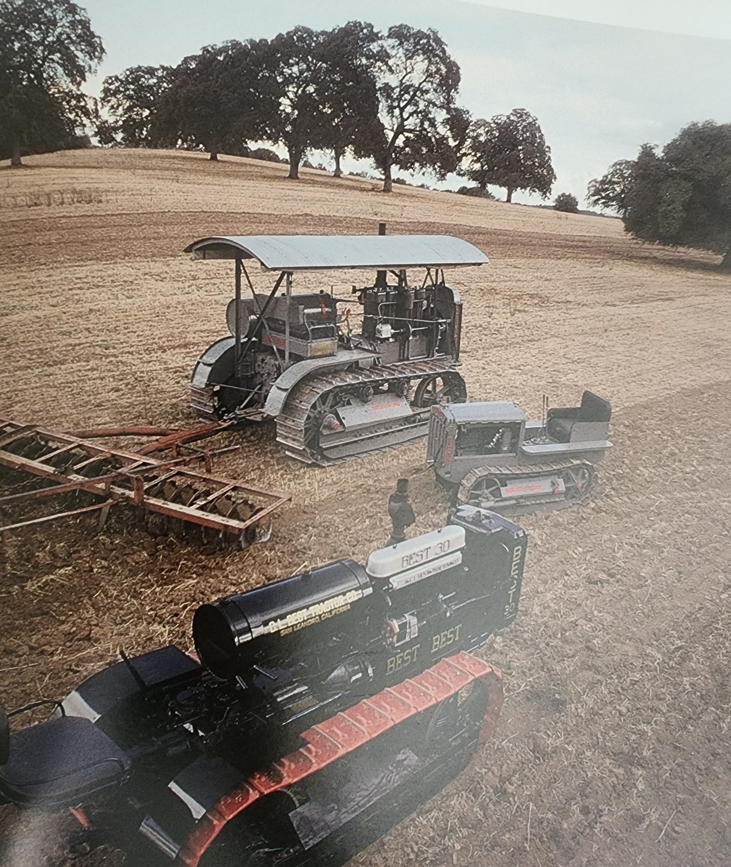 Caterpillar: Farm Crawlers and Bulldozers by Randy Leffingwell (1994, PB) Big bk