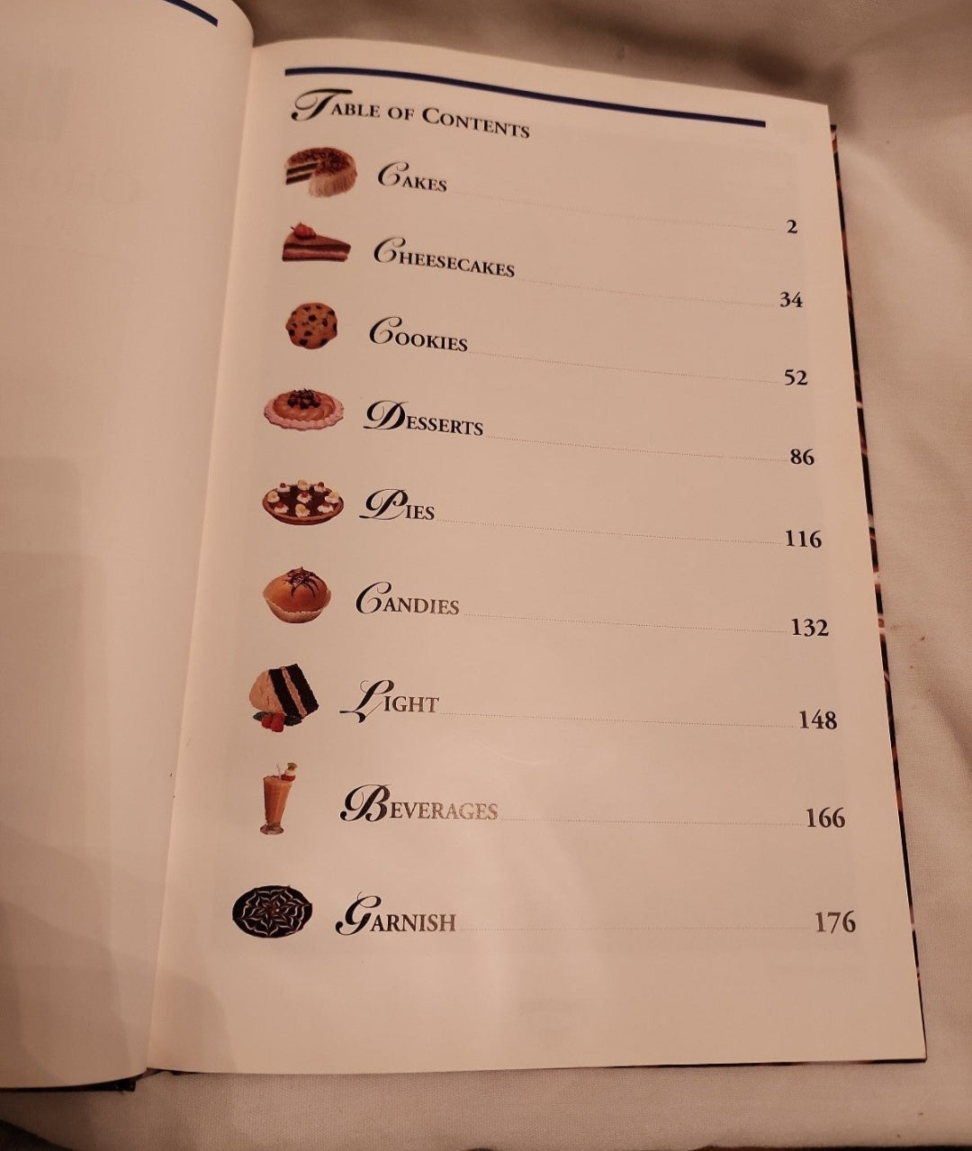 Hershey's Chocolate Lover's Cookbook