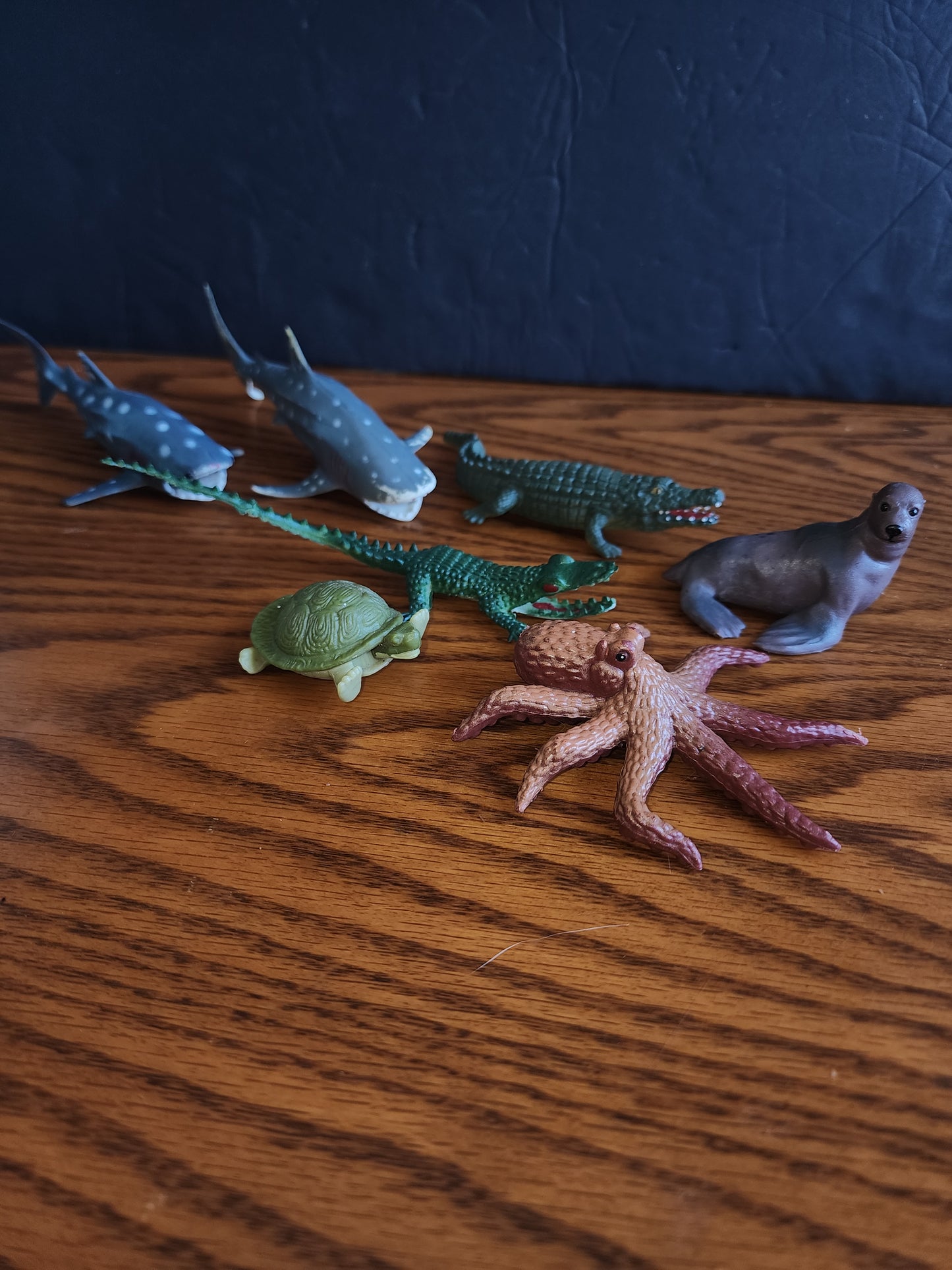 Sharks, turtle, Alligators Octopus,  seal barh toys pretend play lot of 7