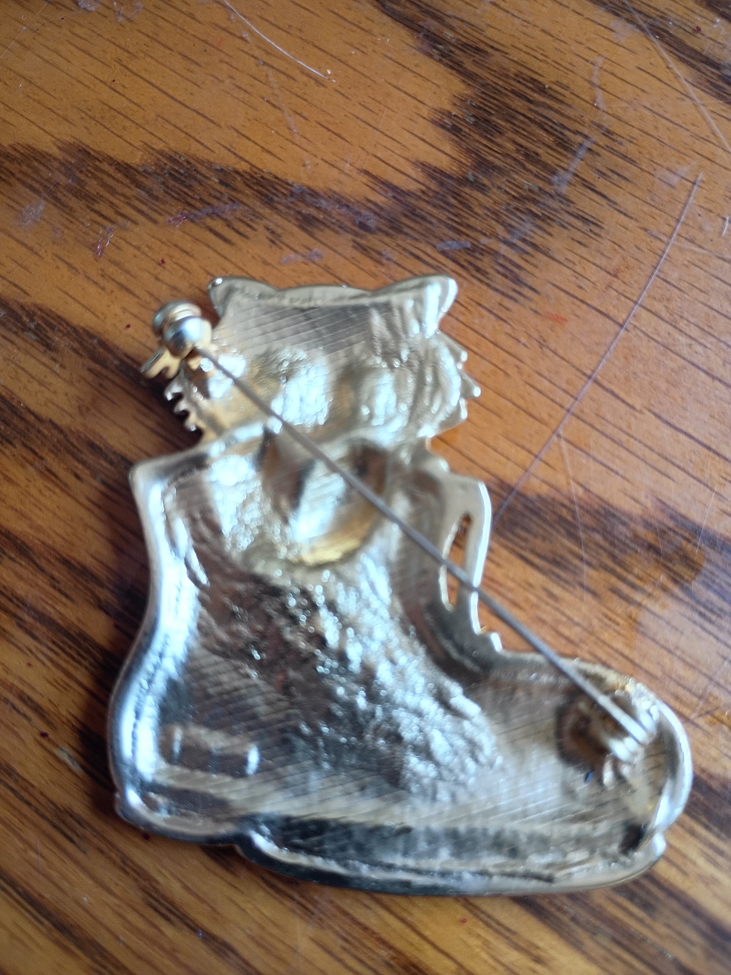 Vintage Cat In Boot Brooch Pin  Gold Tone with Red enamel 2" by 2"
