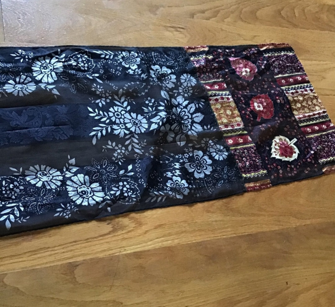 Fall silk scarf by Oscar de la Renta Floral & Leaves