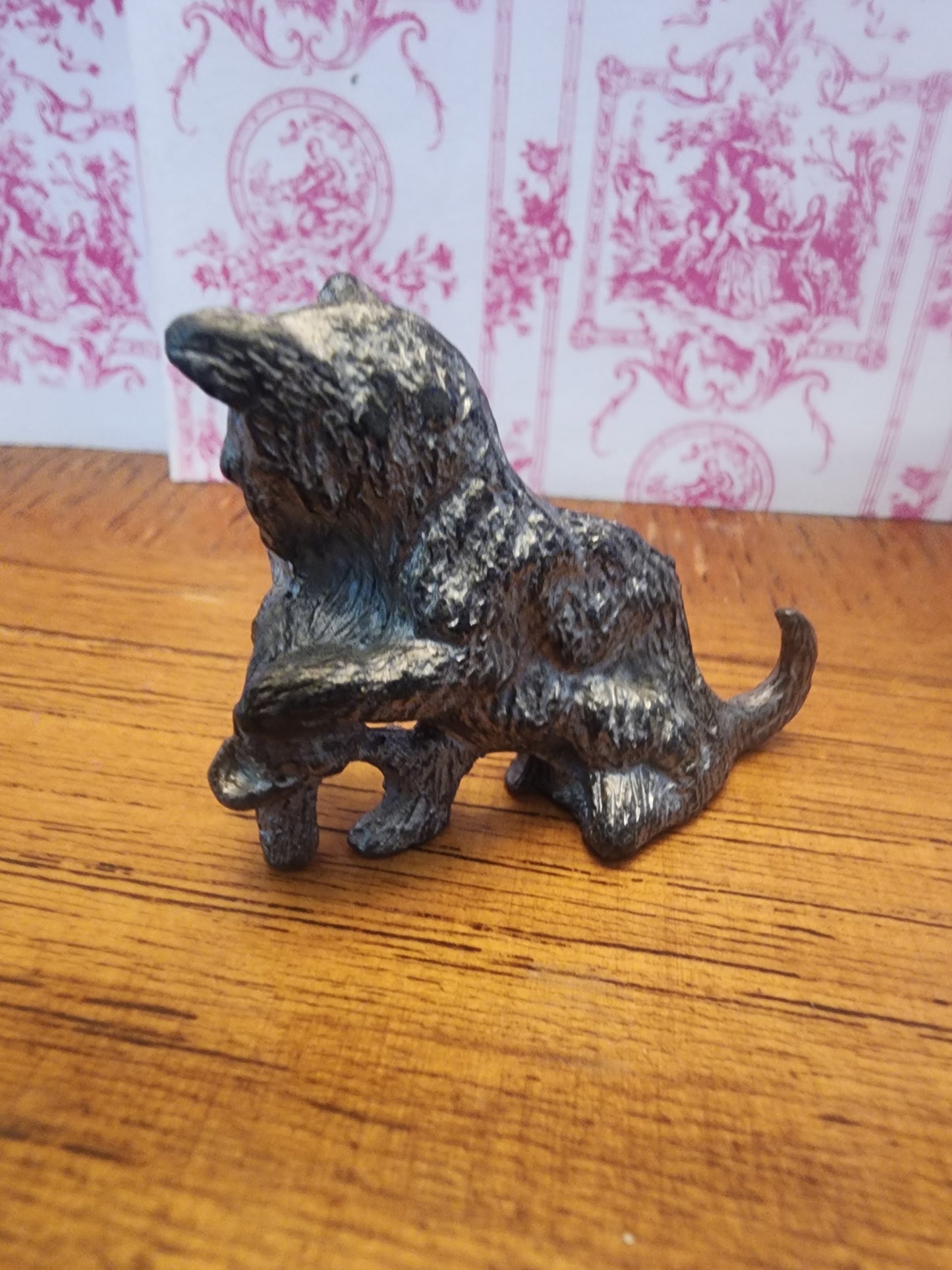 Vintage Pewter Kitty Cat With Kitten figurine