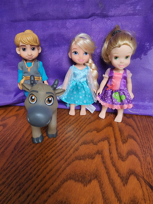 Disney Frozen & Tangled Deluxe Petite Doll Set - Elsa, Kristoff, Sven, Rapunzel