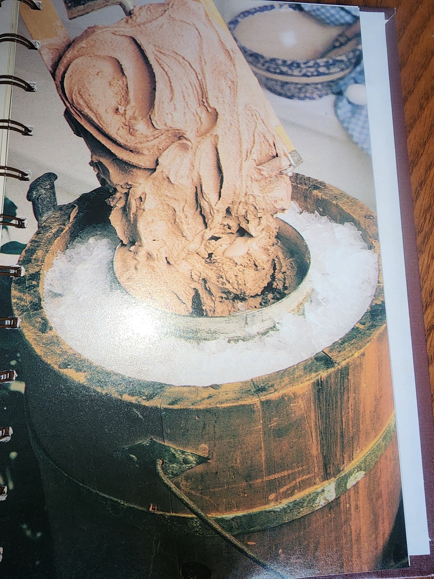 Hershey's Chocolate Memories through the years Cookbook sweet treats 1982