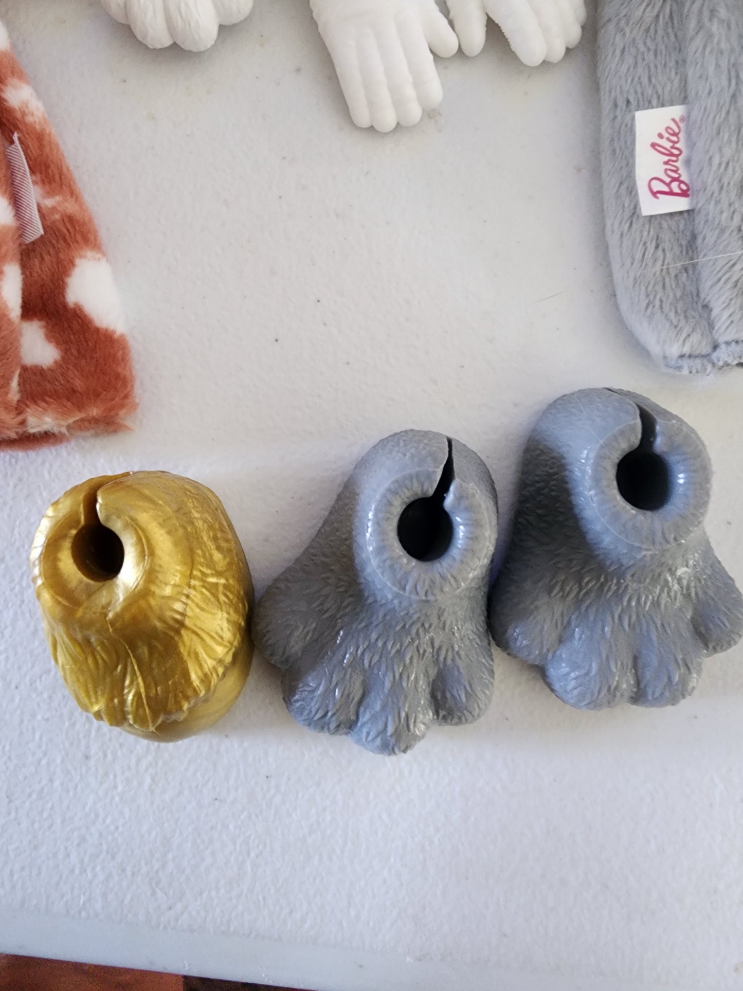 Mattel Barbie Cutie Reveal Doll Husky Head 3 costumes