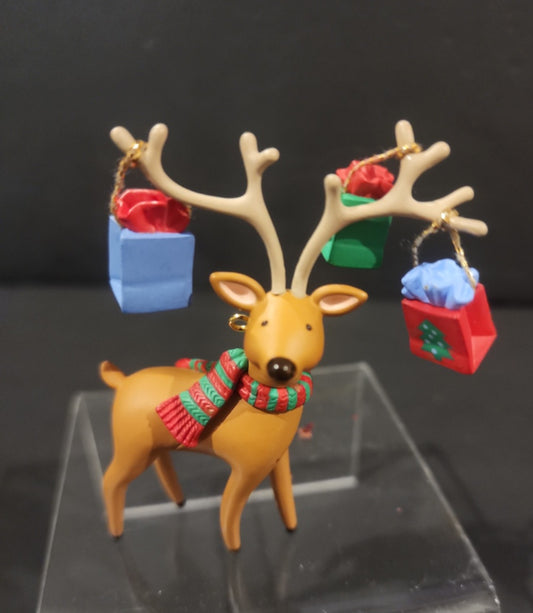 2005 Hallmark Keepsake Ornament Santa's Little Shopper Reindeer Christmas