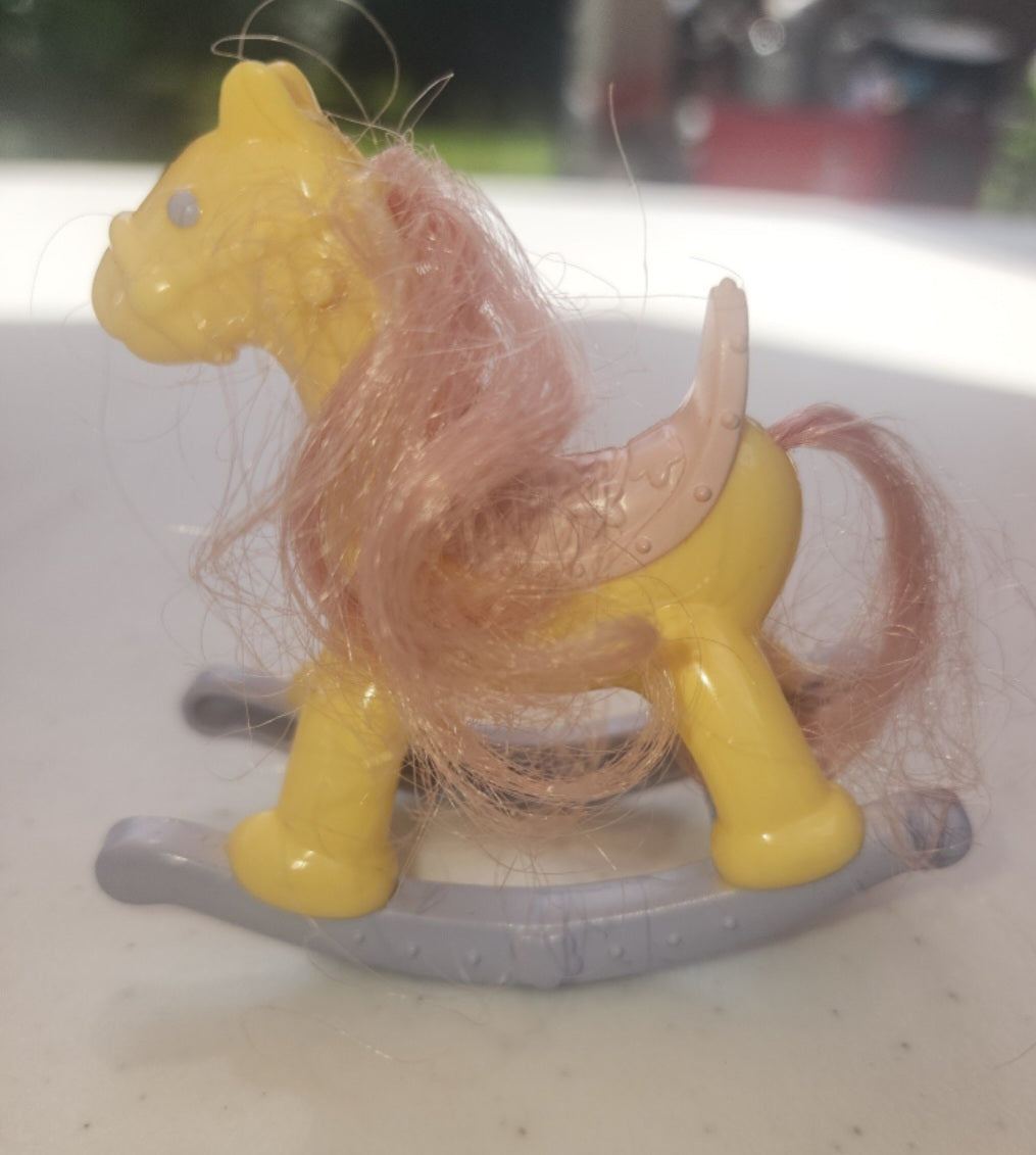 Barbie Happy Family Playset Toy Rocking Horse Yellow Purple Grandma Neighborhood