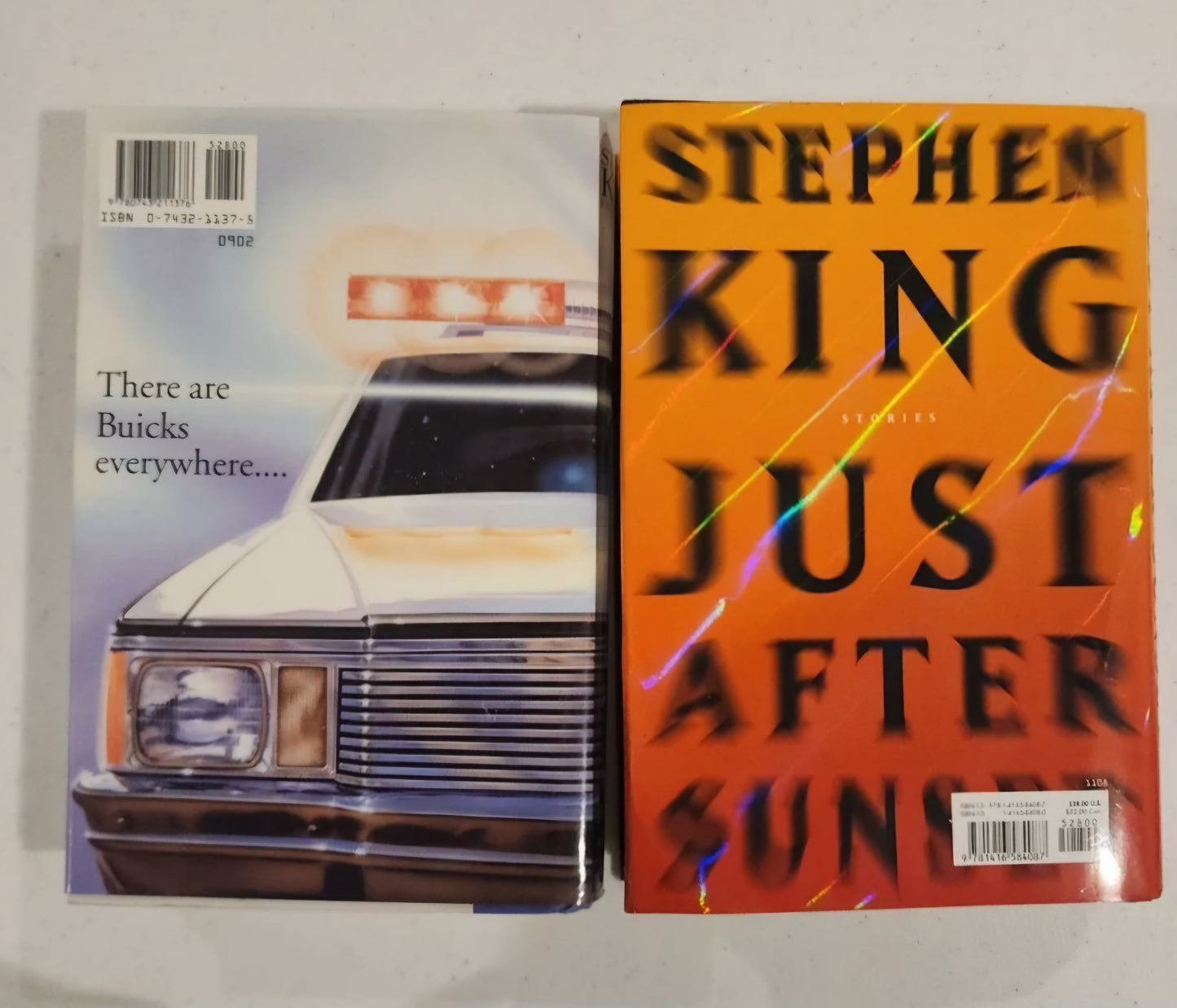Two Stephen Kings HB Books From A Buick 8, & Just After Sunset in good condition