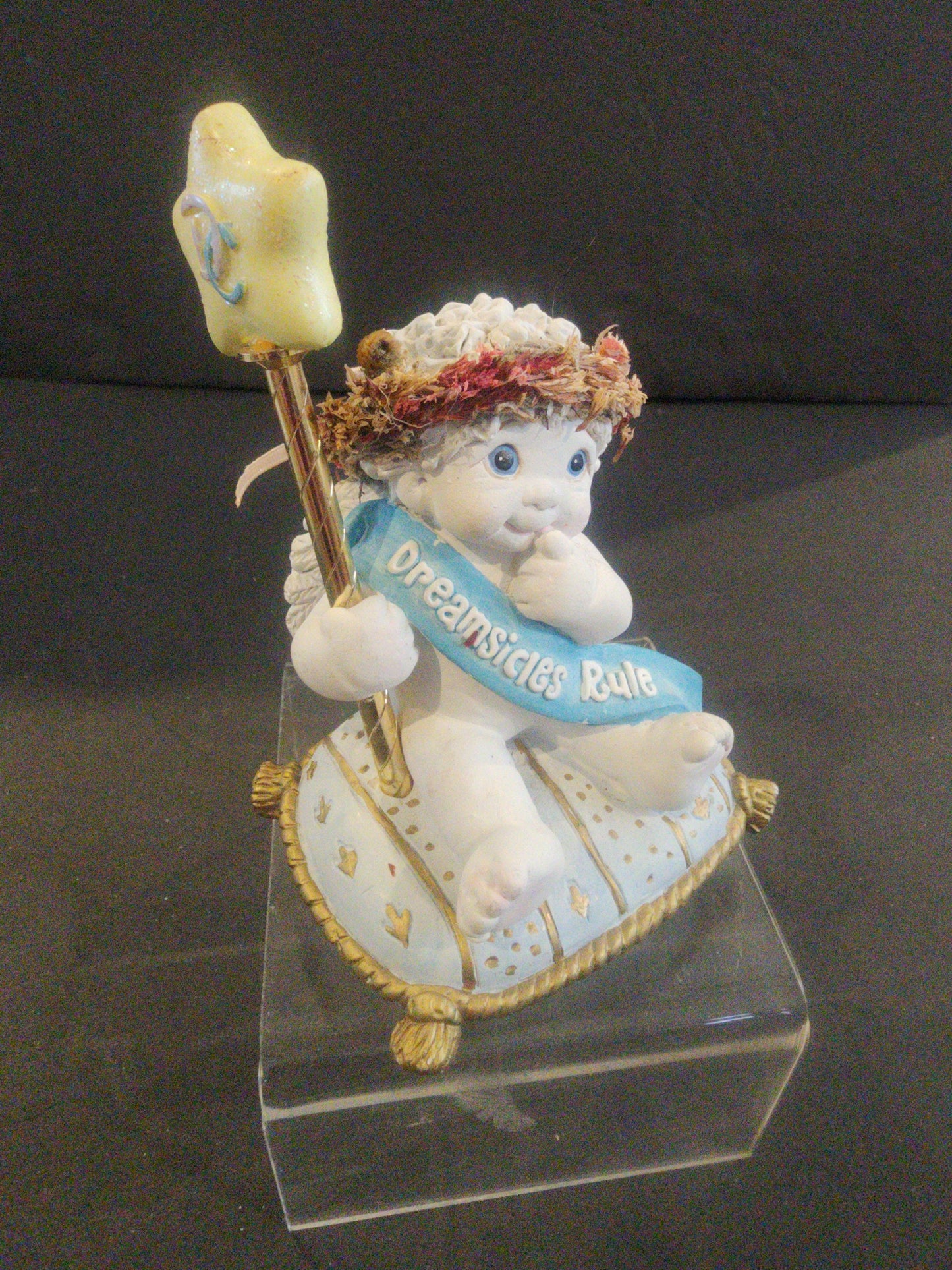 Dreamsicles Rule 10th Anniversary Collectible #CD009 Year 2000 Figurine