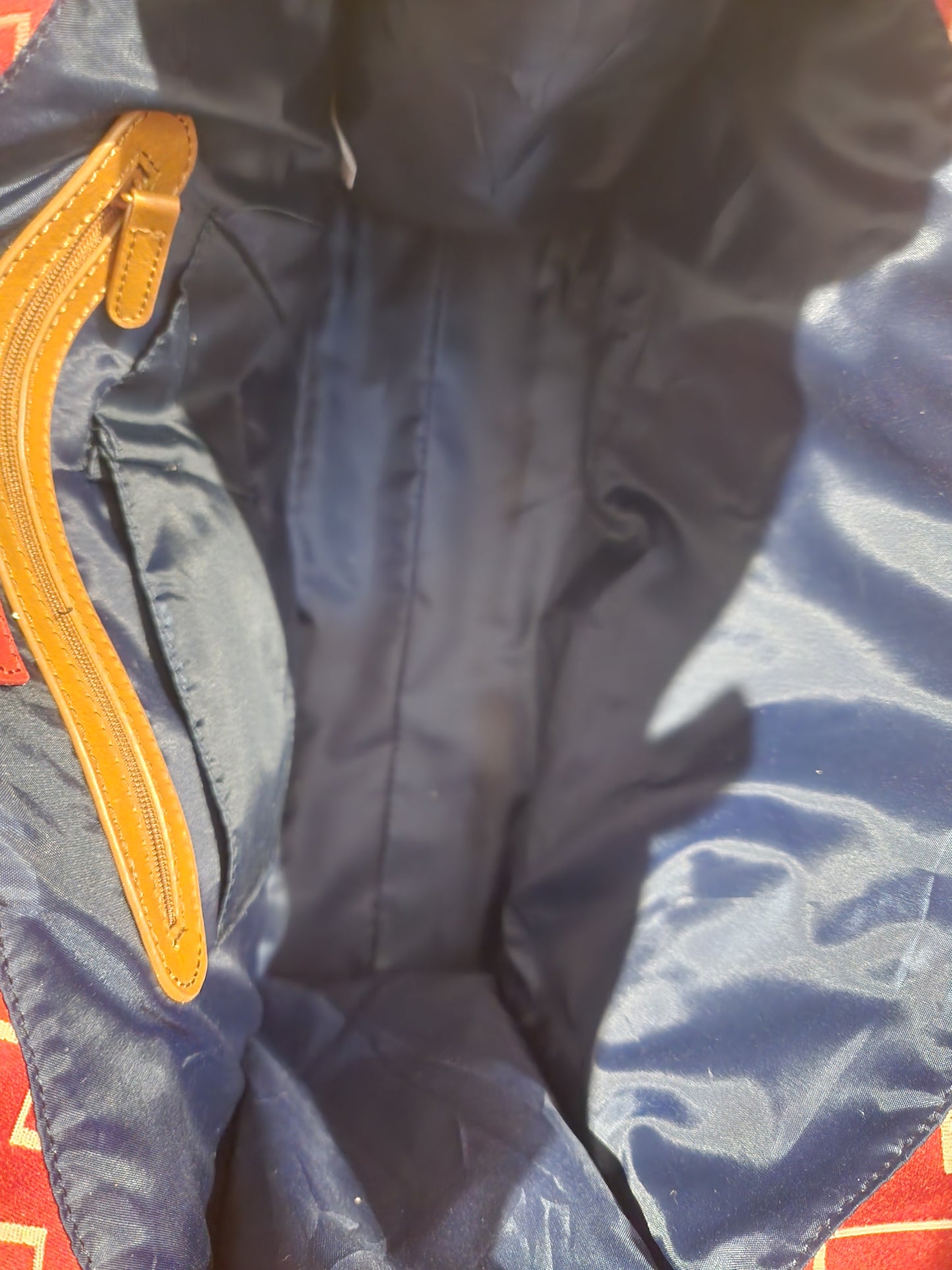 Tommy Hilfiger TH Logo Handbag Tote Multi Color Large Purse Shoulder Bag