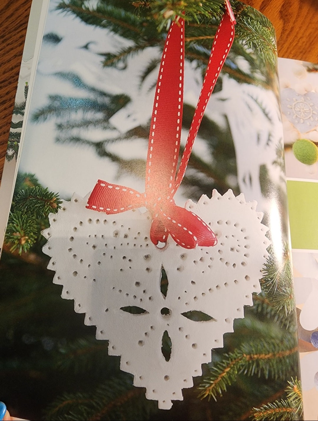 Christmas Crafting In No Time: 50 Step-by-step Projects and Inspirational Ideas softcover book