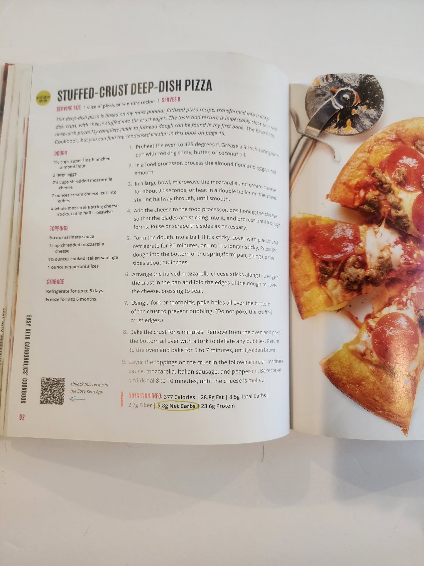 The Wholesome Yum Easy Keto Carboholics' Cookbook: 100 Low Carb Comfort Food Recipes