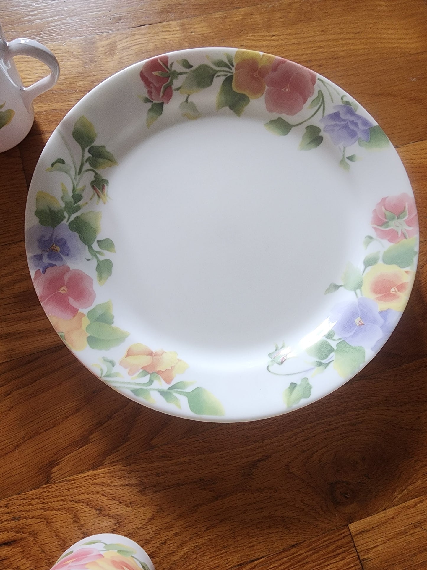 Corelle Summer Blush dinnerware collection, known for  distinctive pansy 24 PC set