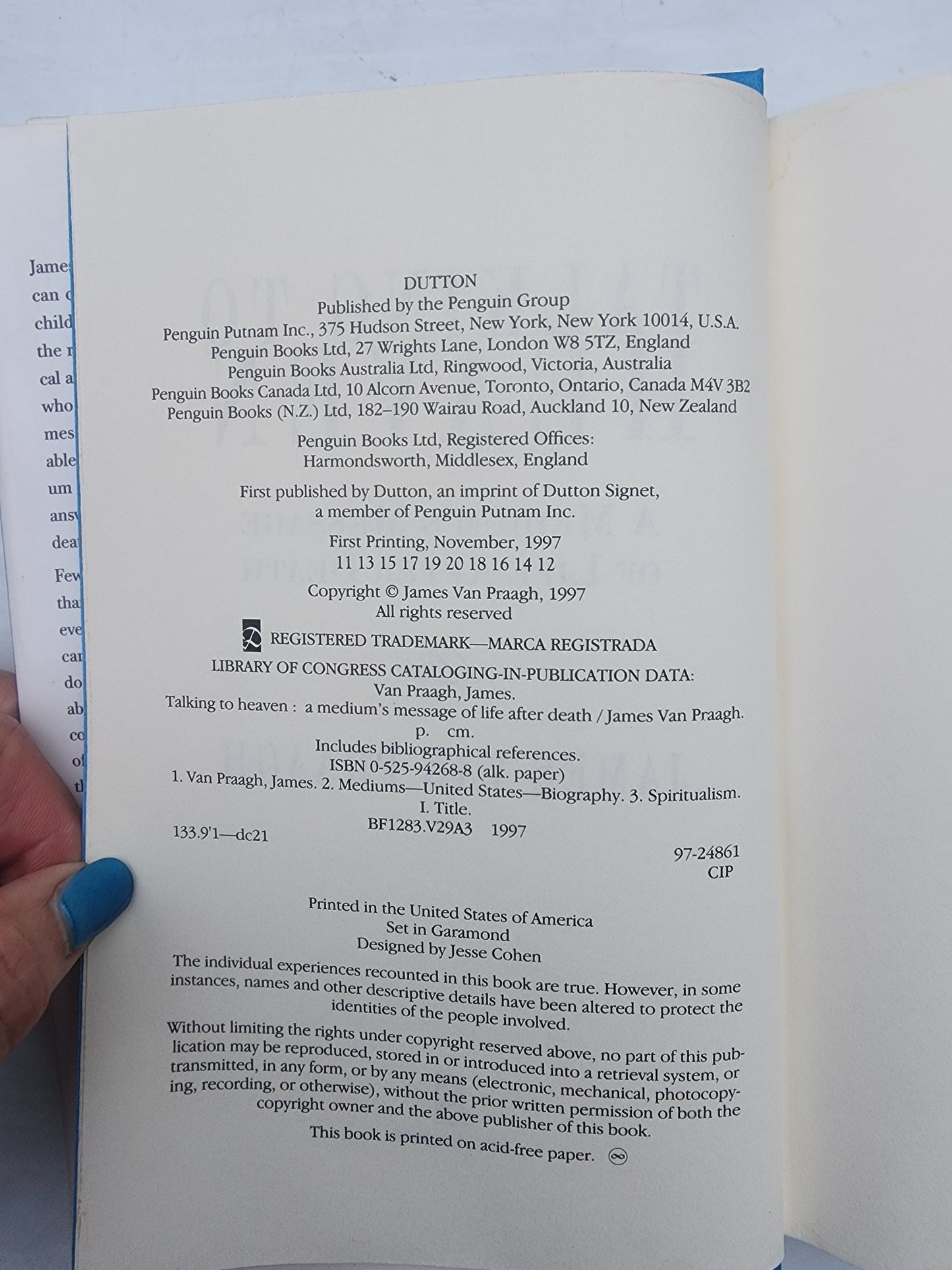 Talking to Heaven A mediums message of life after Death by James Van Praagh