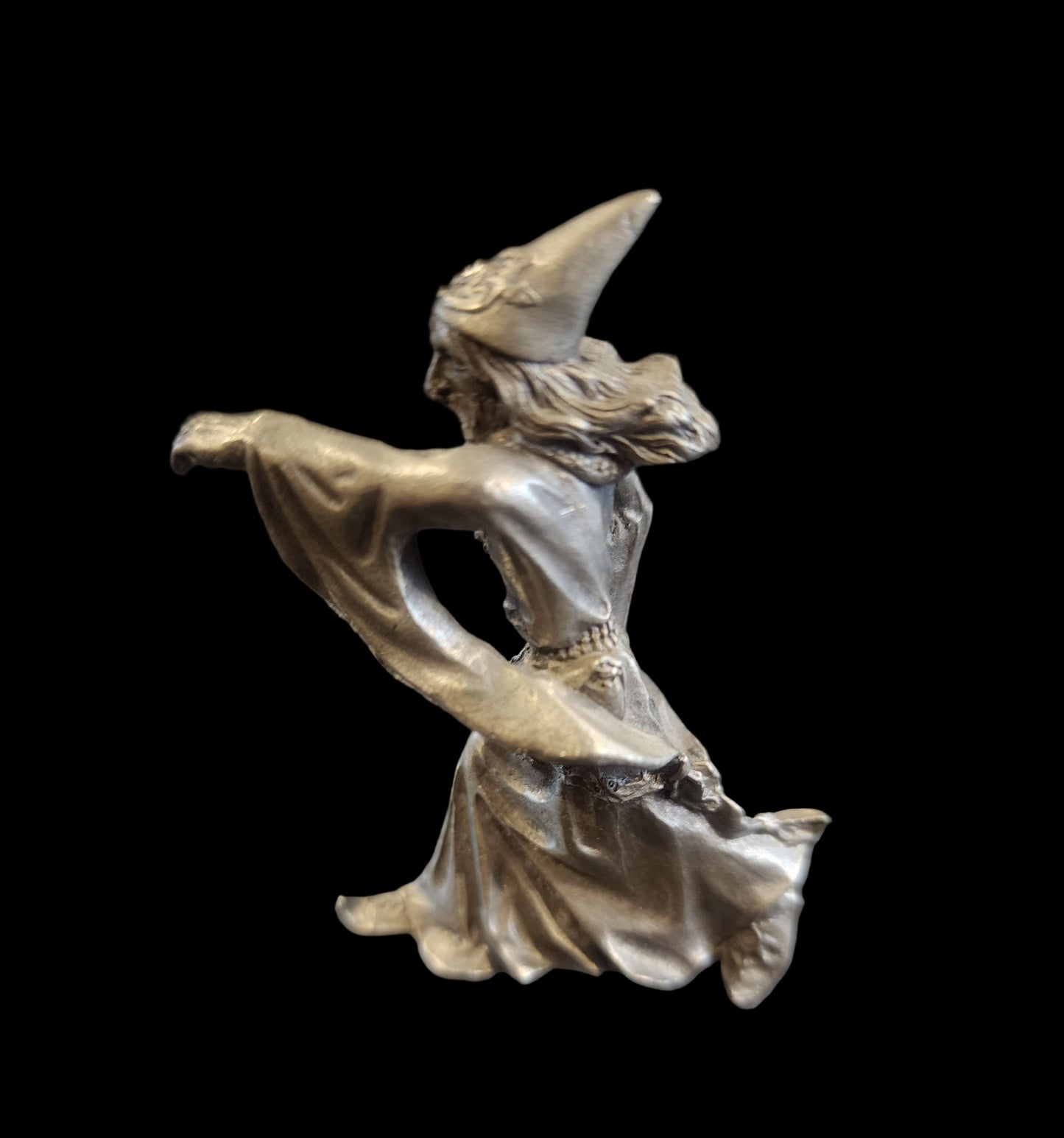 Pewter Wizard Figurine w/Red Gemstone Height: aprox.  2.25” Fantasy