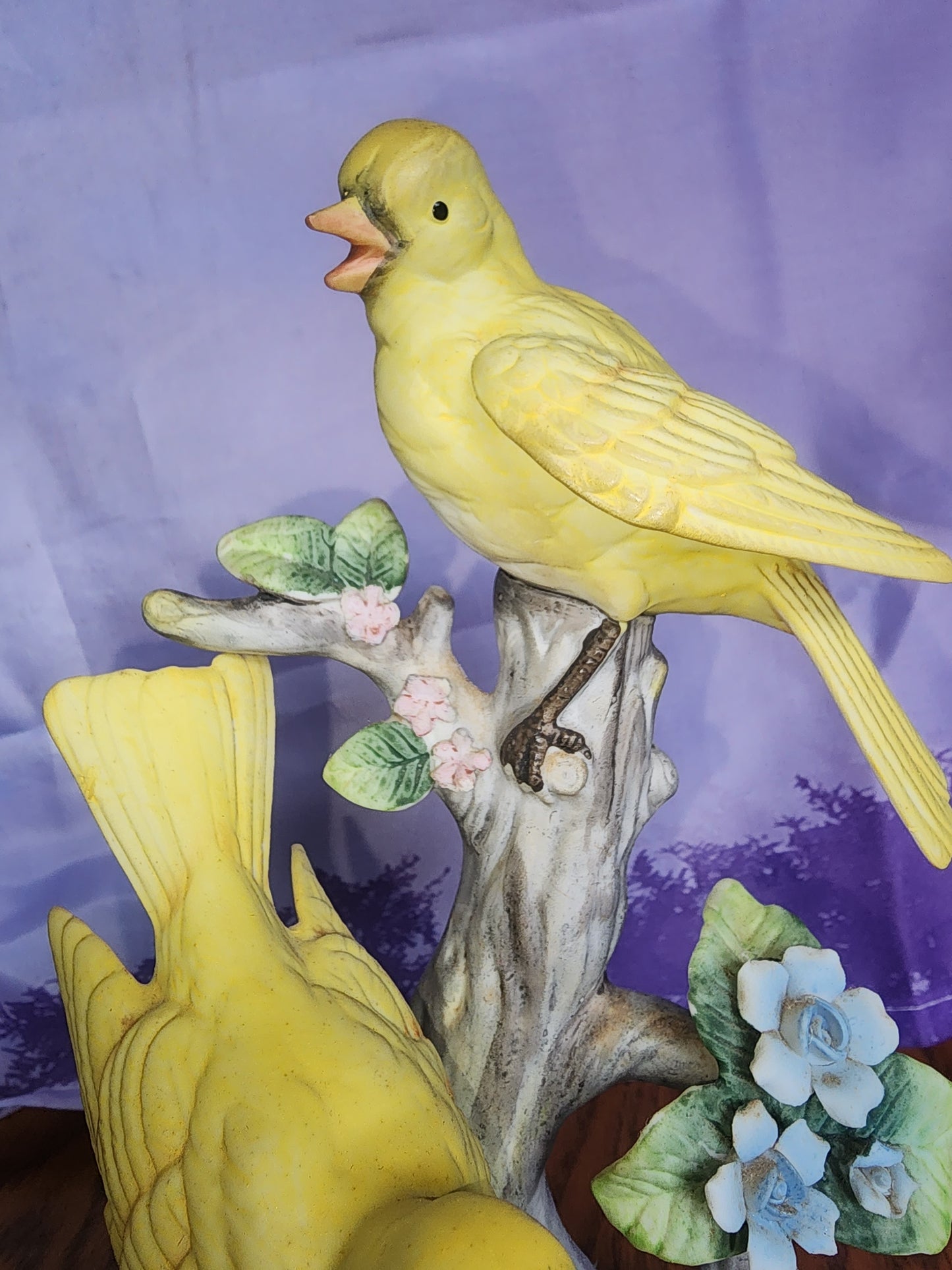 VINTAGE ROYAL CROWN PORCELAIN YELLOW BIRD SCULPTURE FIGURINE BLUE FLOWERS JAPAN
