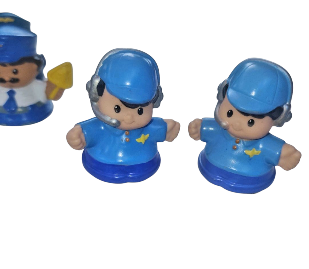 Fisher-Price little people 3 Pilots and 1 bus driver