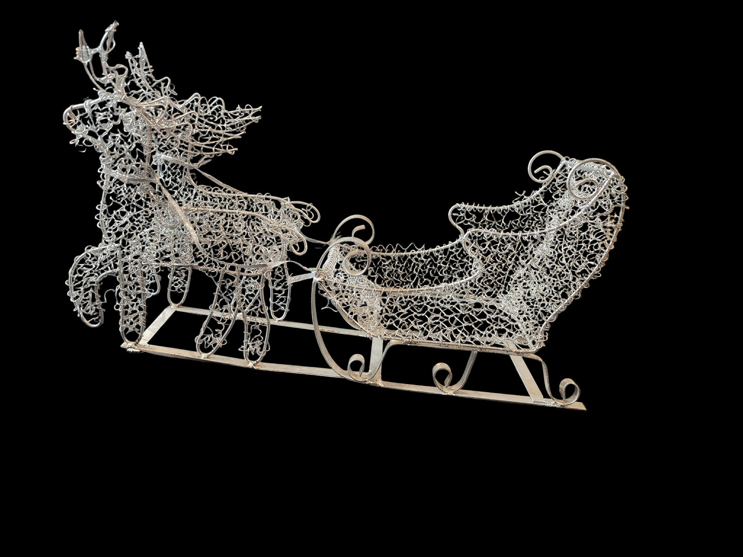 Santa's Sleigh & Reindeer Silver Twisted Wire Christmas Centerpiece 17.50” long