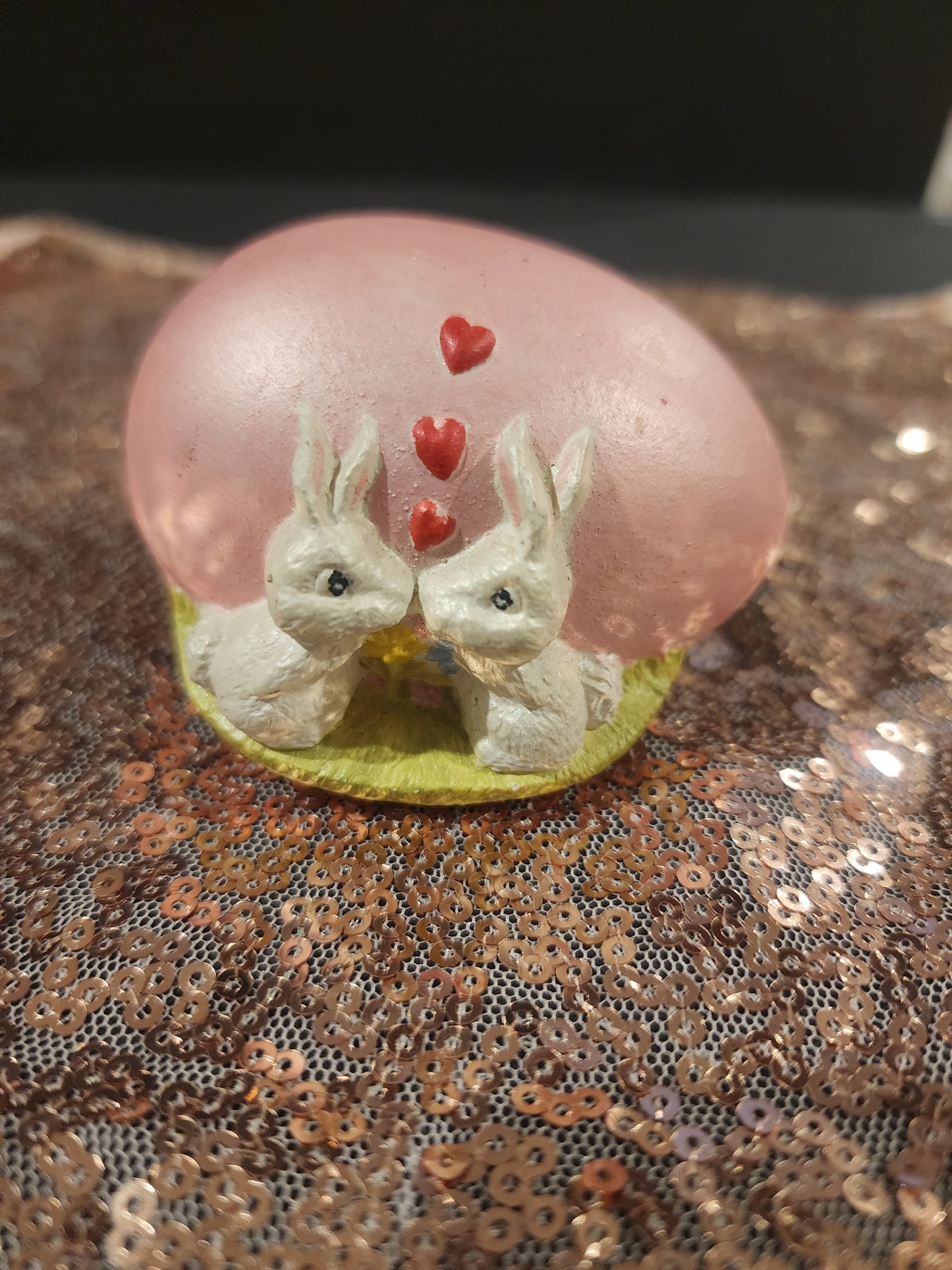 Vintage Nowell's Easter Egg with Bunny Rabbits Figurine 1972 Ceramic i