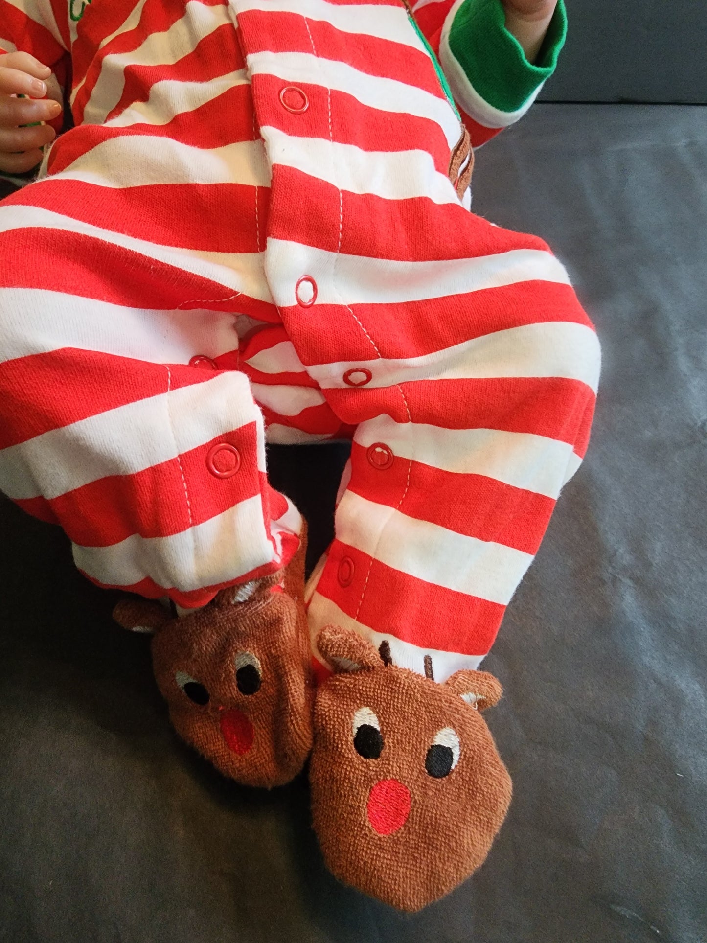 20" Realistic Reborn Sleeping Baby Doll with First Christmas Onesie