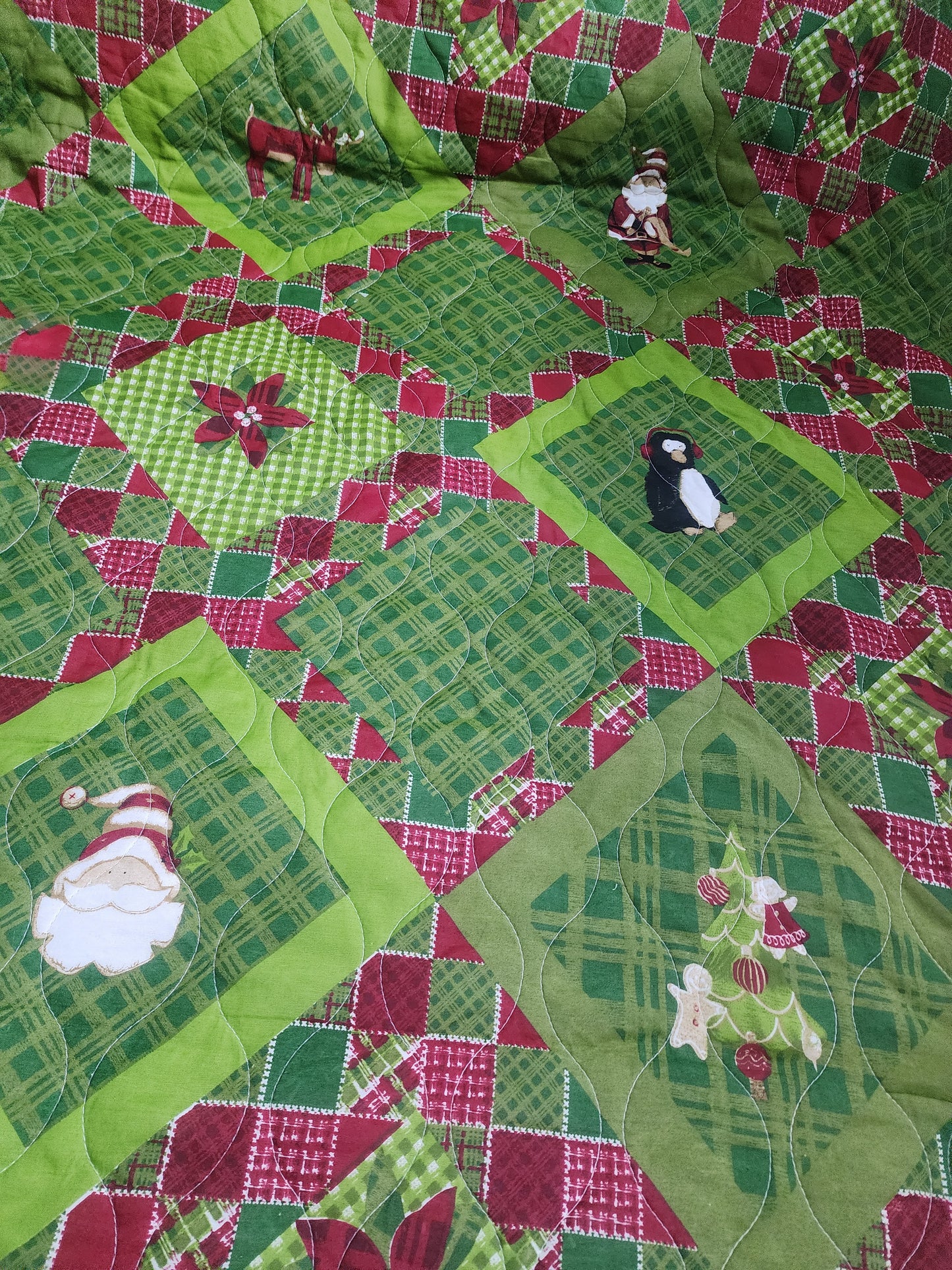 Holiday Time by Pem America King Christmas Quilt - Plaid Patchwork Holiday Motif