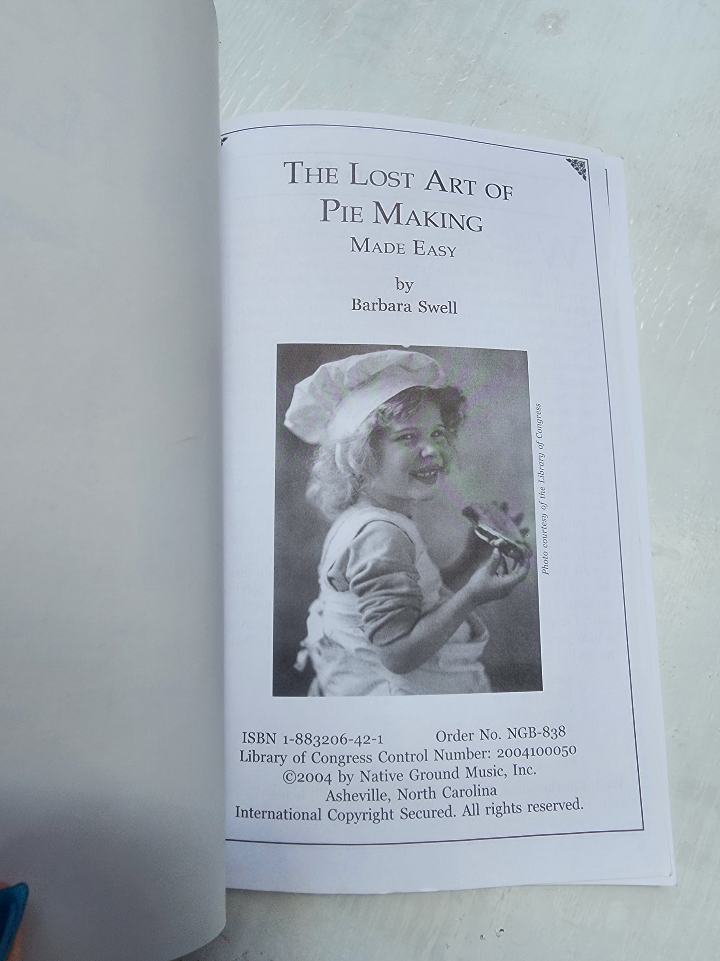 Cook Books: Lost Art of Pie Making & Good Food Kids Love Recipe Cards