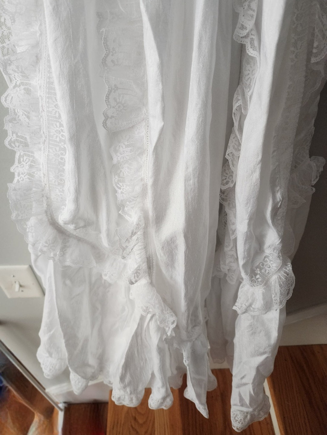 Vintage Heirloom Baby Christening Gown - Intricate Lace & Embroidery (3–6 Months)