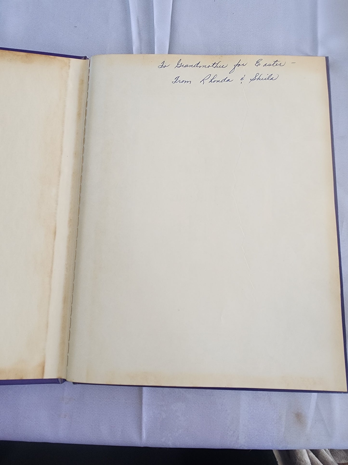 1962 A Treasure of Easter Religious Art. Ideal publication.hb Book