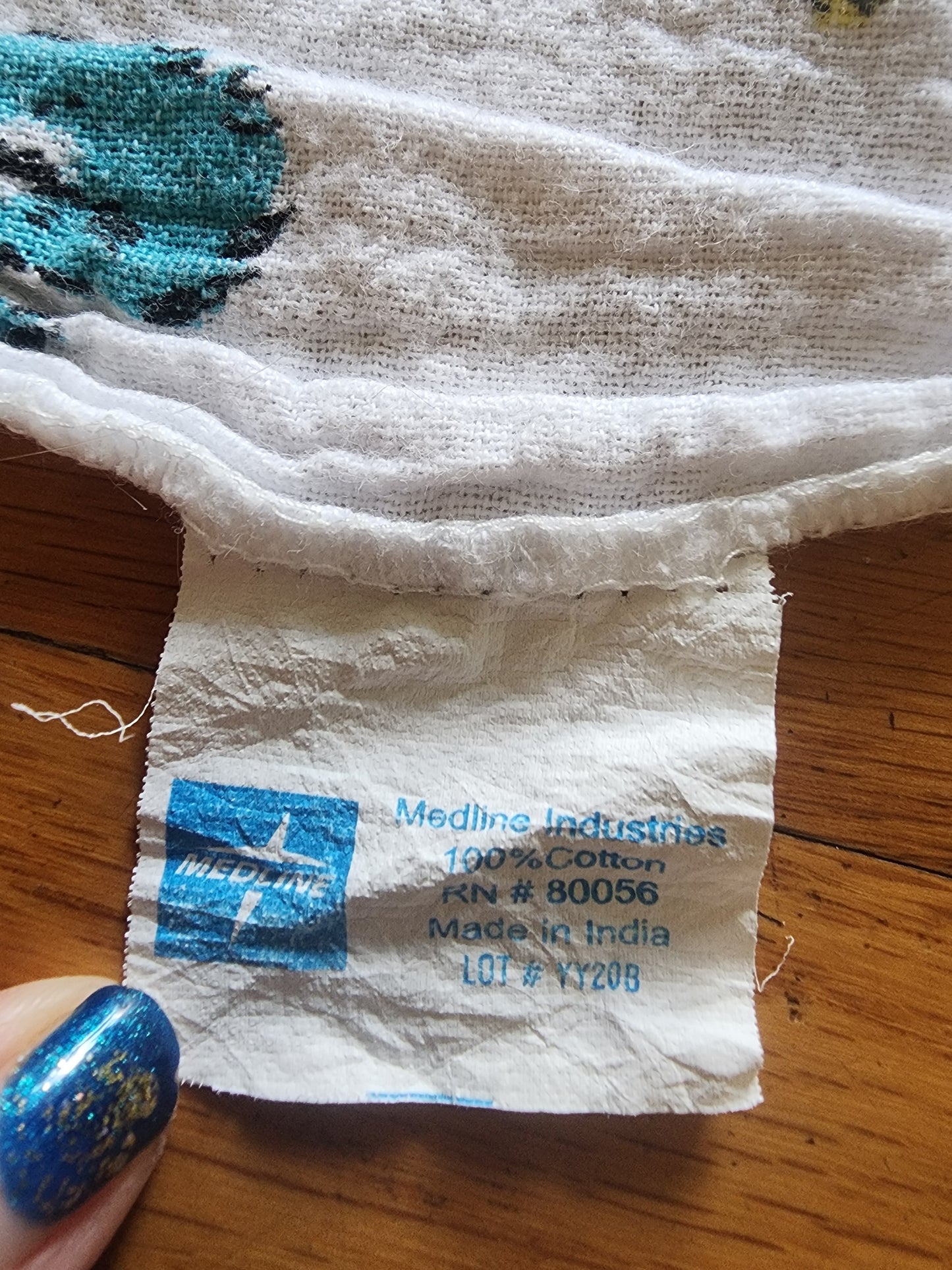 Vintage 1990s  Ducks Baby Receiving Blanket 32.5 x 32.5" St. Thomas Hospital