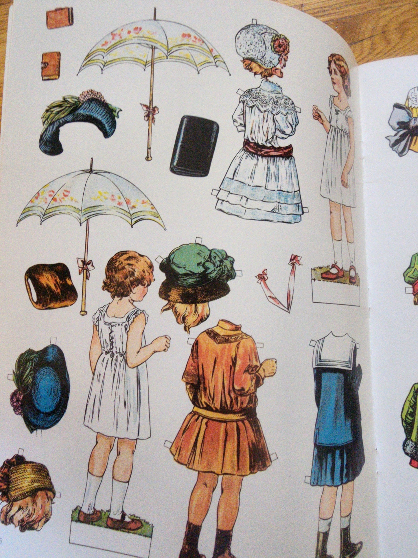 Old Fashioned Children & Antique Paperdolls Book Lot