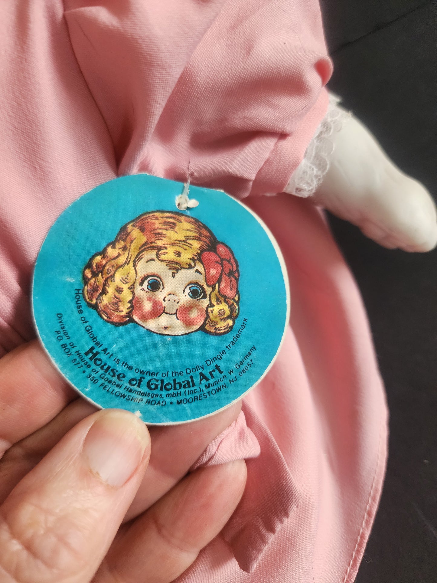 Dolly Dingle's Kittie Cuti Porcelain Musical Cat Doll L. Edition 681/2000