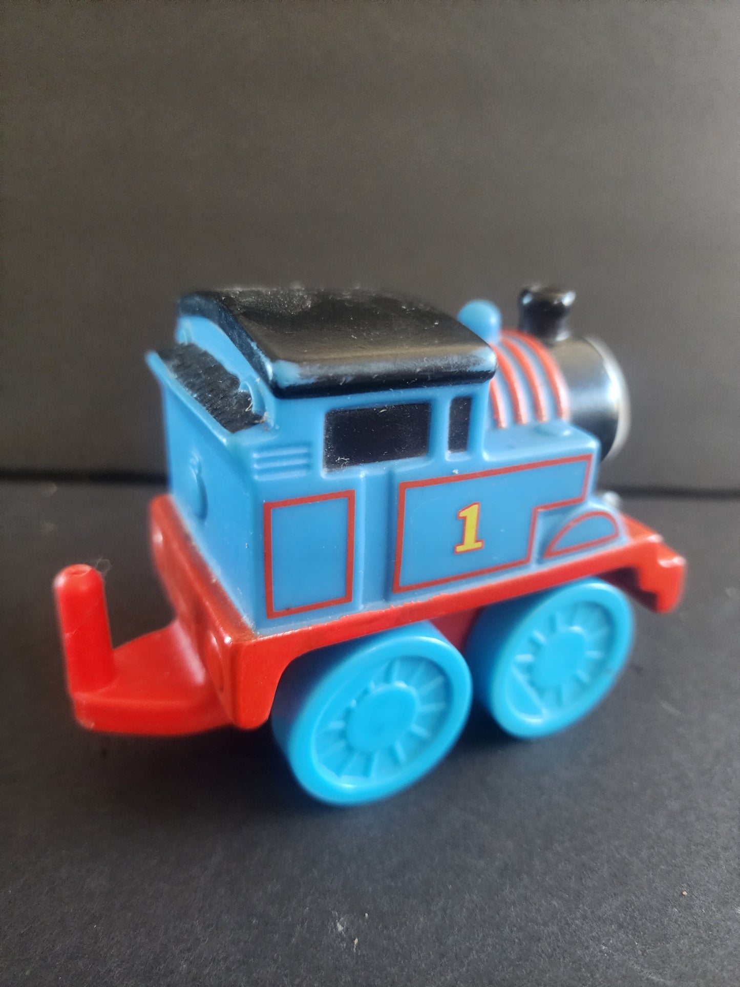 Fisher-Price Birthday 4" Thomas & Friends Free Wheeling Engine Soft Plastic Vehicle. 4.50" in long  & 3" tall