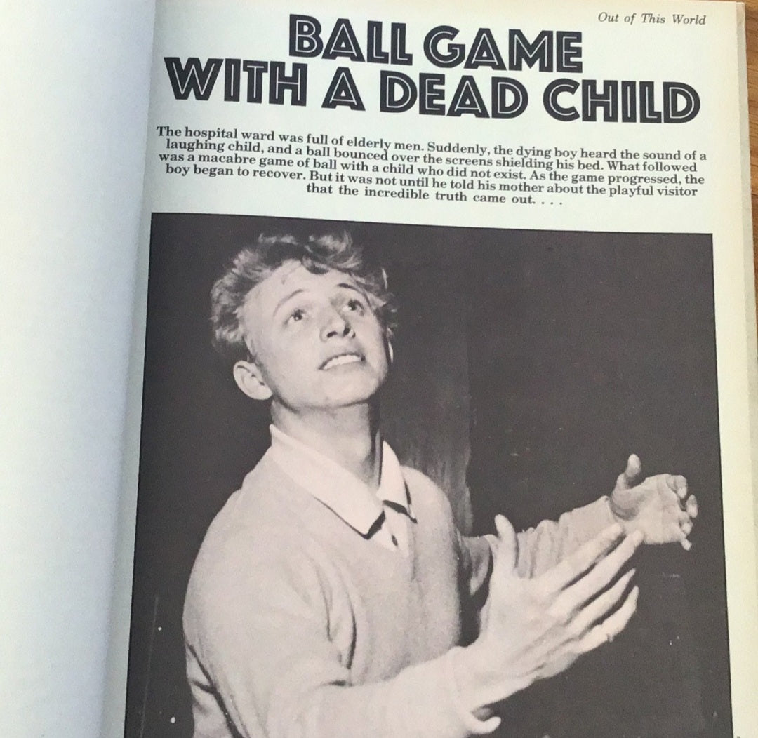 6 Out of this World Books date is 1976-1978 Library Of Bizarre & Extraordinary