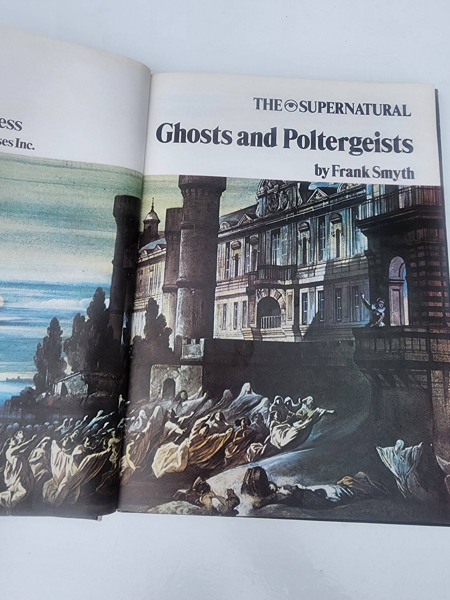 The Supernatural Ghosts & Poltergeists, Vtg Occult Hardcover 1975