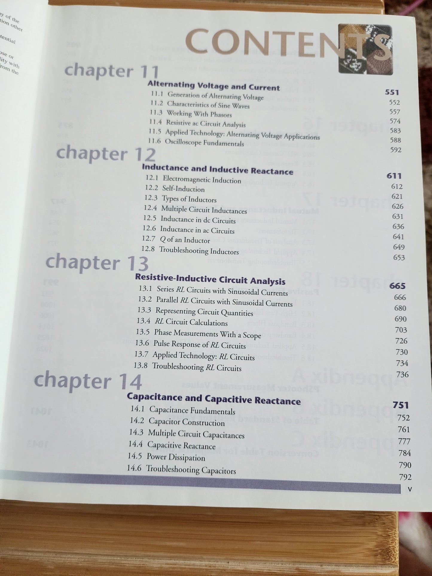 Fundamentals of Electronics AC Circuits - Hardcover By Terrell, David L