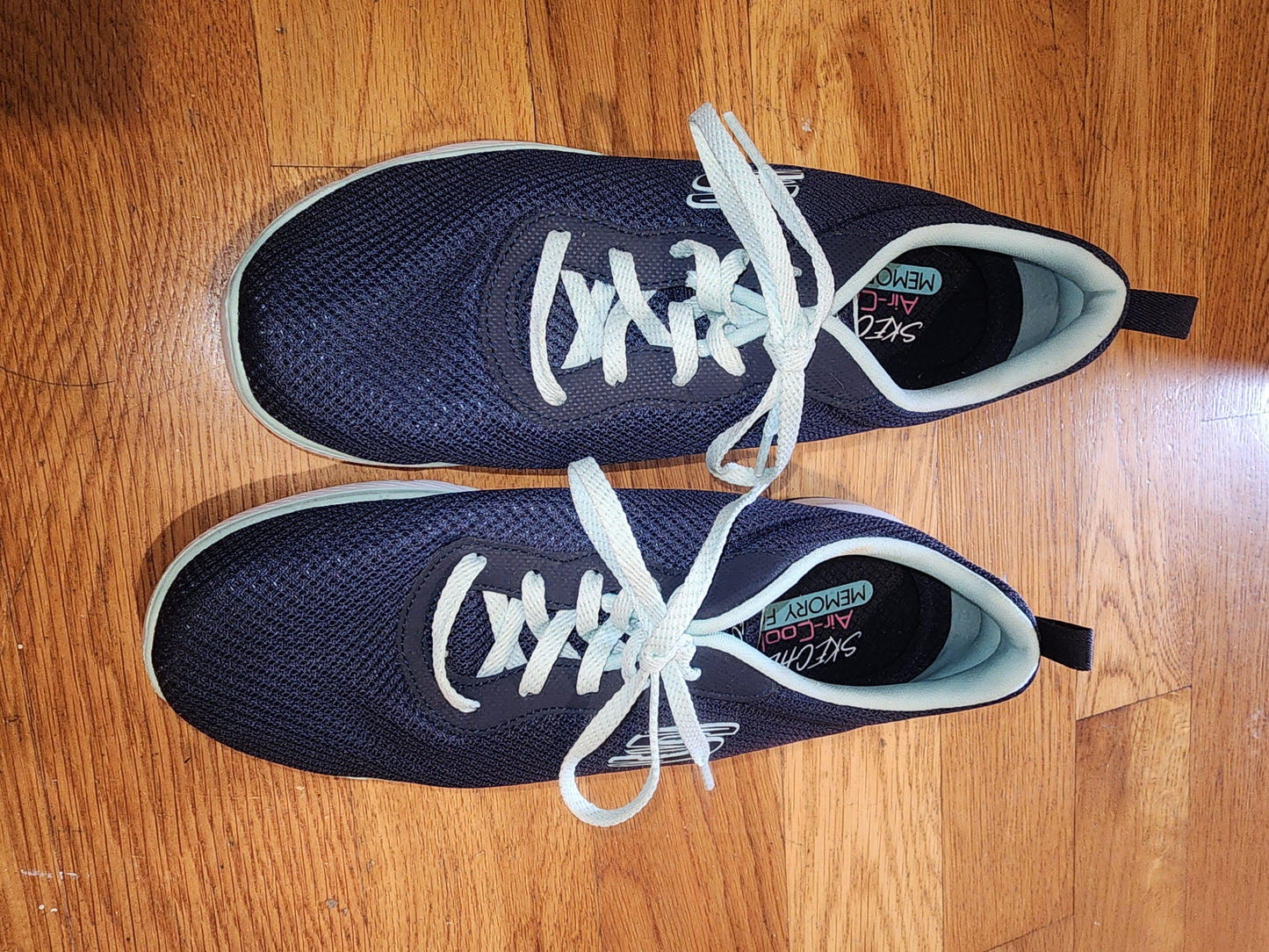 Skechers Lite-Weight Navy Sneakers Womens size 8.5 Air Cooled Memory Foam