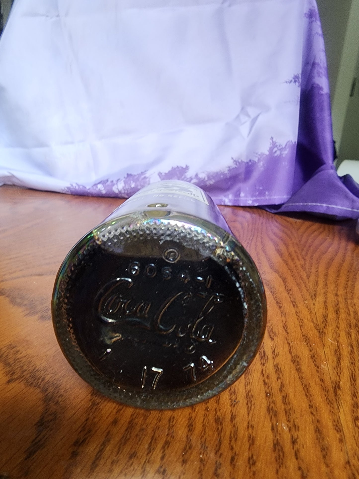 Coca-Cola Soda Pop 1975 75th Anniversary Full Unopened 10 oz. Bottle