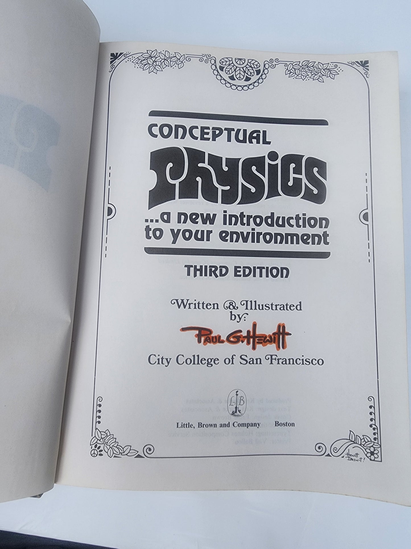 Conceptual Physics by Paul G. Hewitt 1977 3rd ed, 2nd printing Textbook
