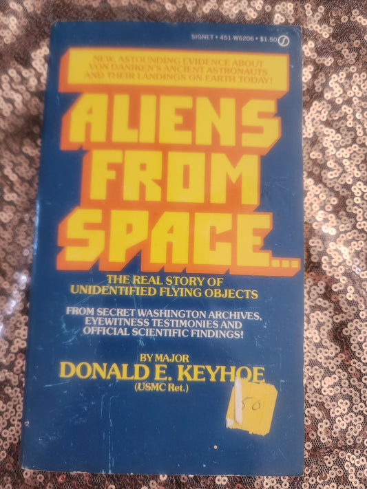 Aliens From Space by Donald E. Keyhoe 1973 Vintage UFO SCI FI pb book