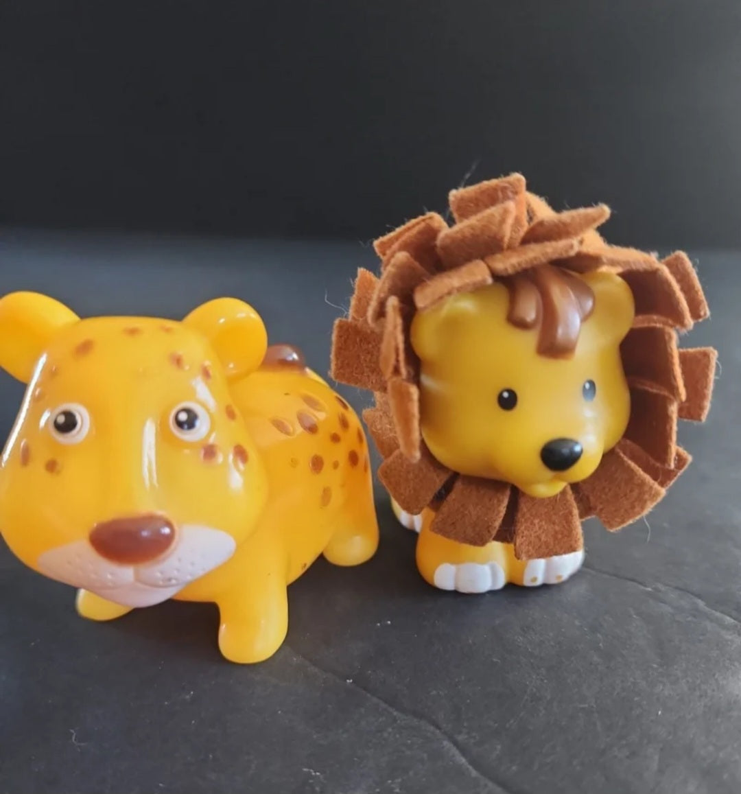 Mixed Lot of 25 Zoo Animals Little People / Tikes PVC Pretend Play & others.