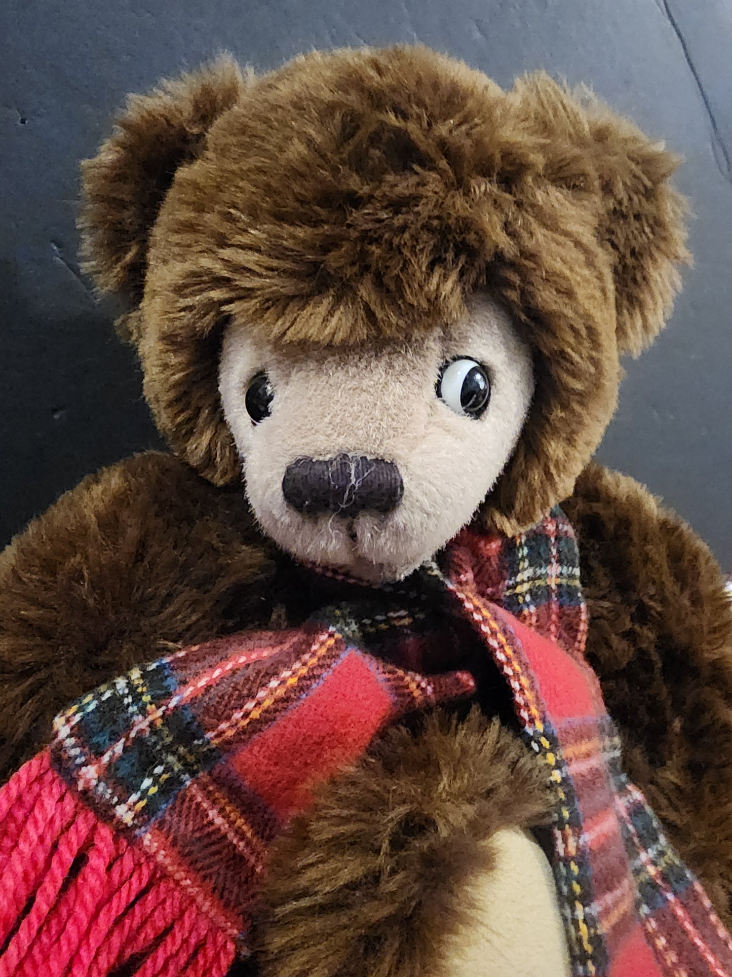 CLIFFORD BERRYMAN BEAR' by Authentic Teddy Bears Dated 2002, Dark Brown/Tan Plush Doll